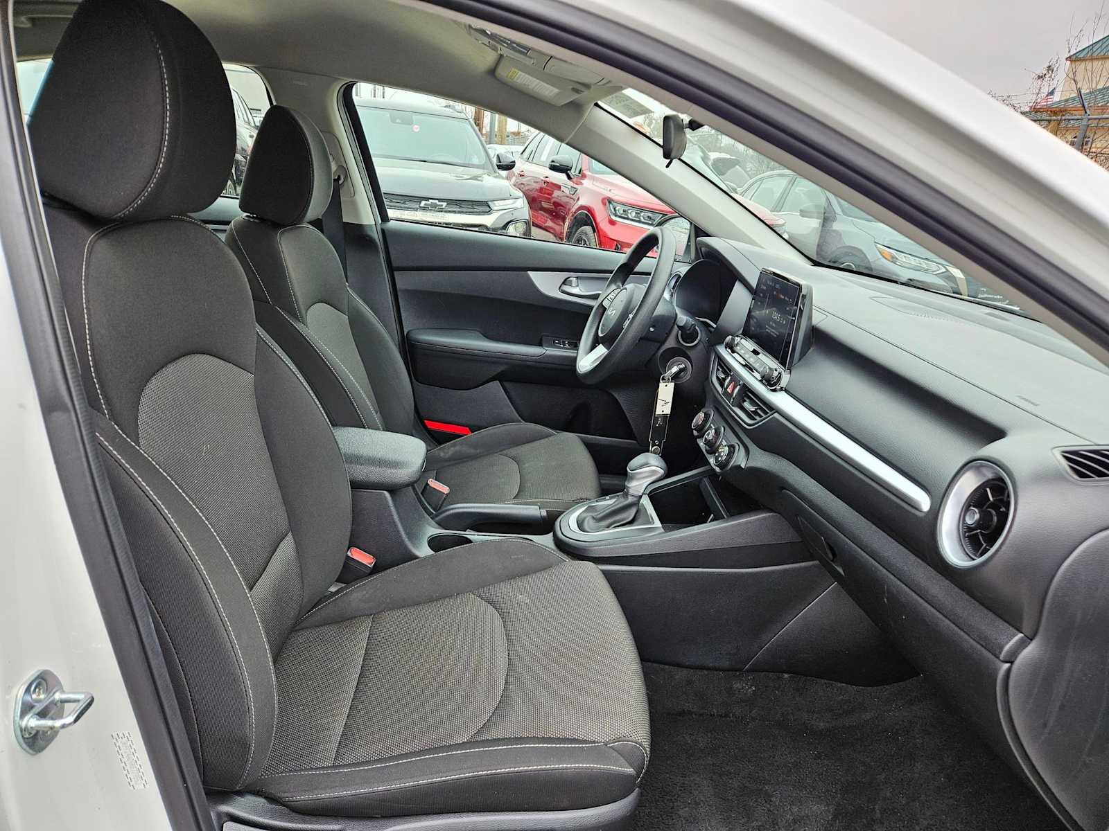 Thumbnail: 2024 Kia Forte - 20