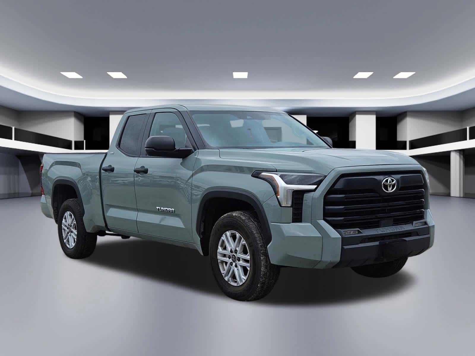 Thumbnail: 2024 Toyota Tundra - 9