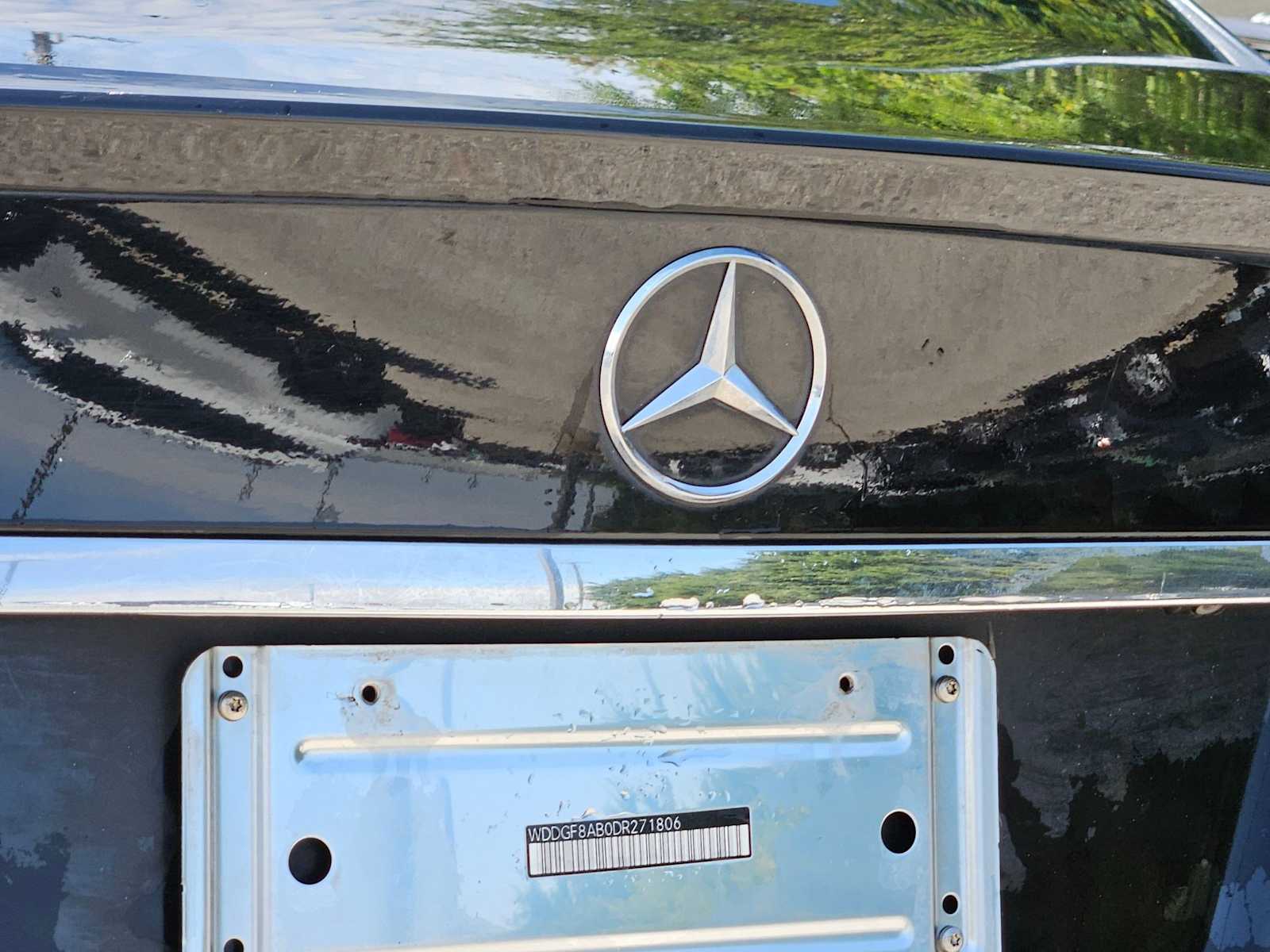 Thumbnail: 2013 Mercedes-Benz C-Class - 10