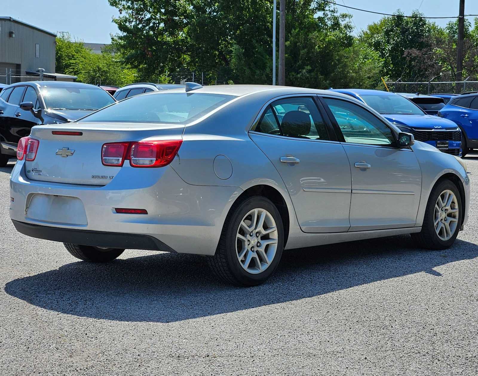 Thumbnail: 2016 Chevrolet Malibu - 5