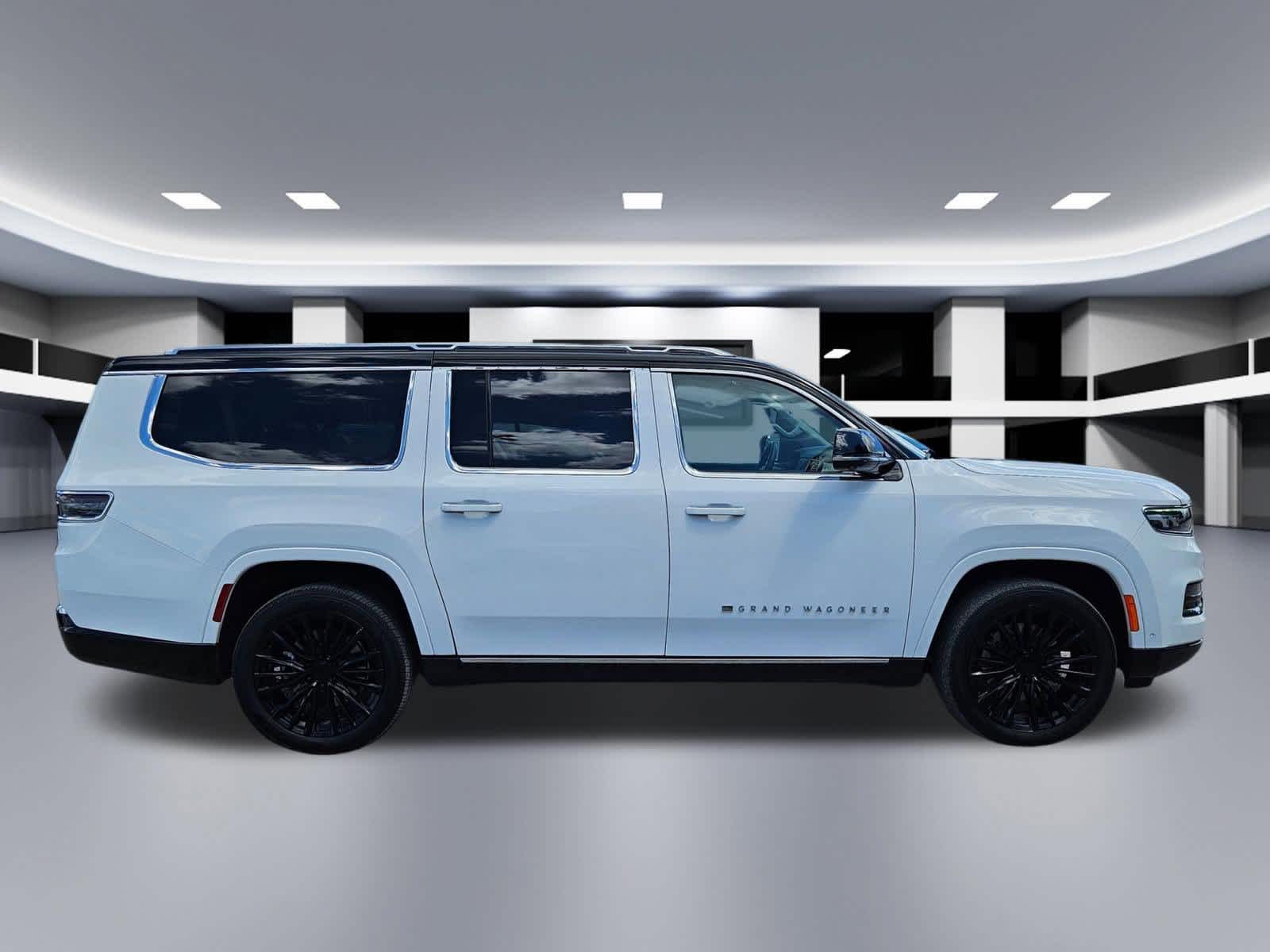 Thumbnail: 2023 Jeep Grand Wagoneer L - 7