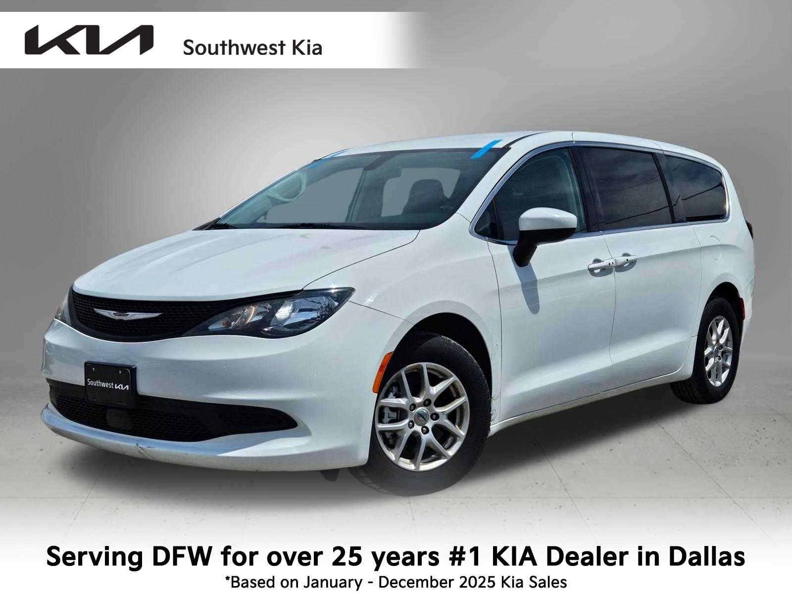 2022 Chrysler Voyager