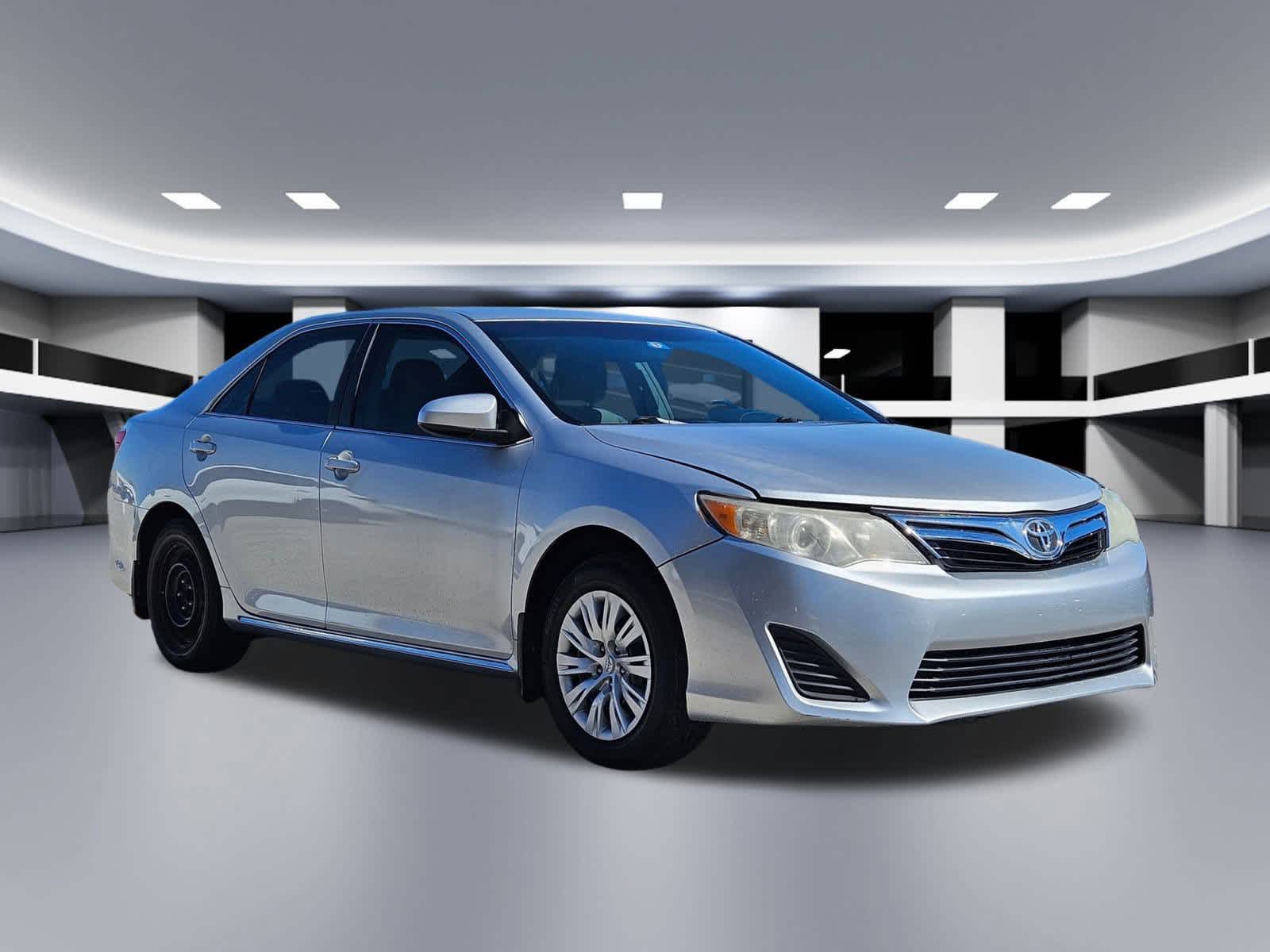 Thumbnail: 2014 Toyota Camry - 7