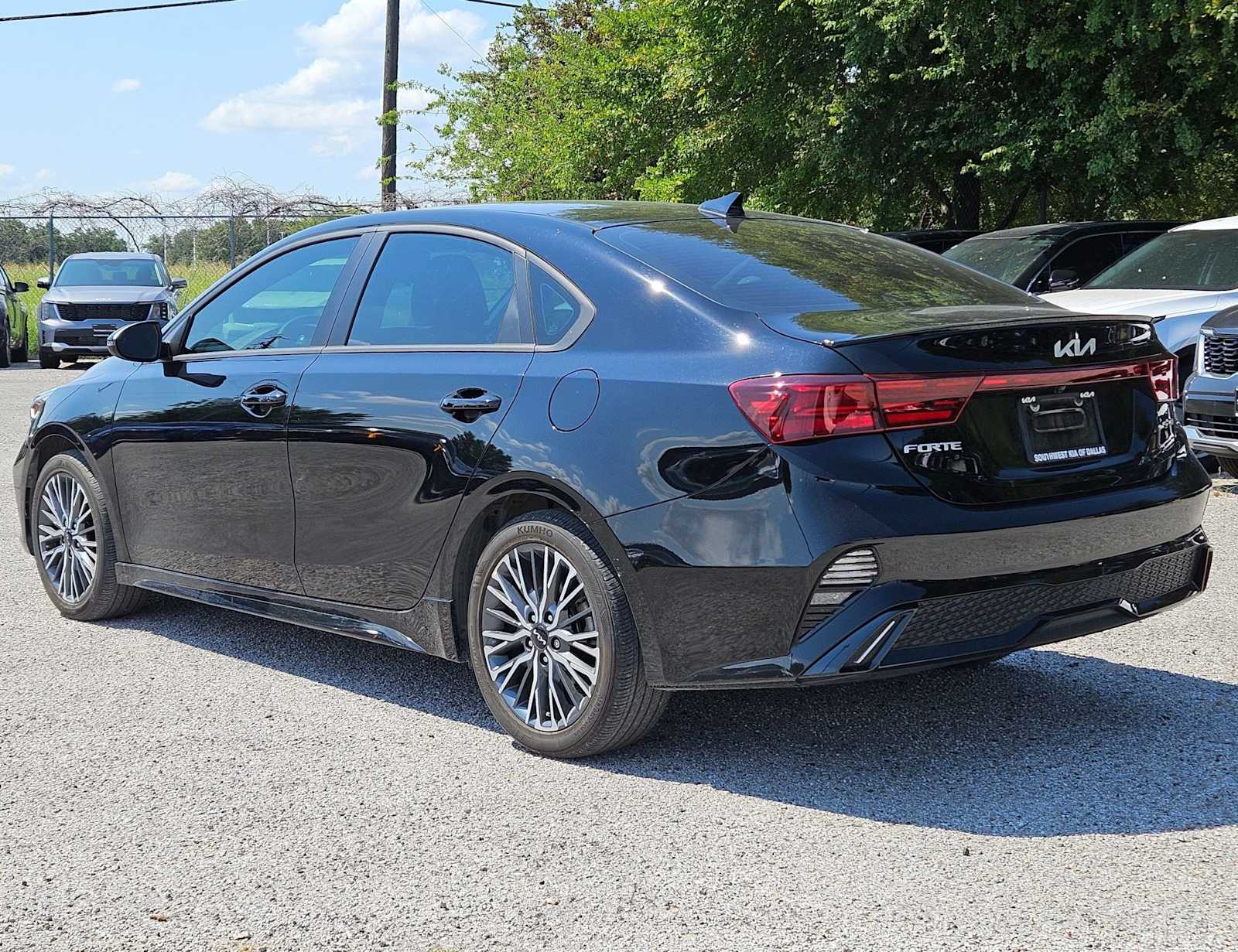 Thumbnail: 2023 Kia Forte - 4