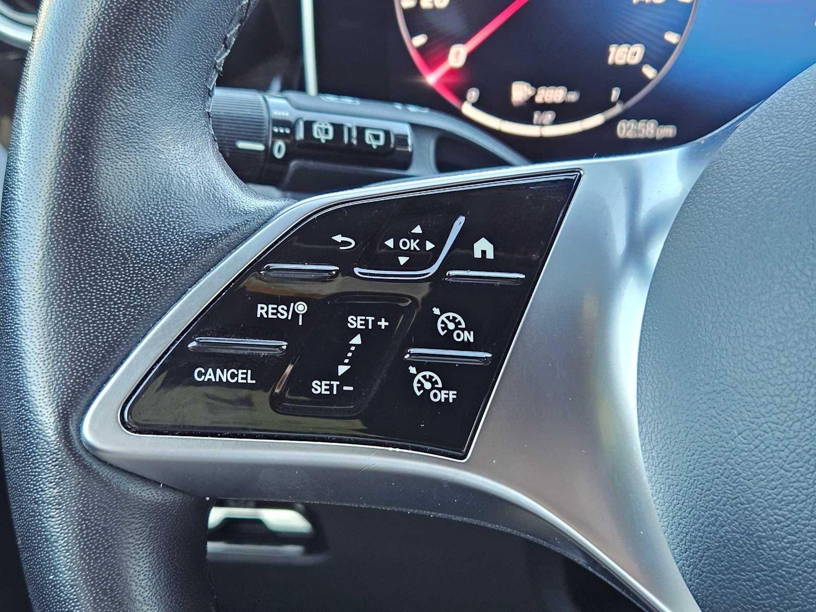 Thumbnail: 2024 Mercedes-Benz GLC - 24