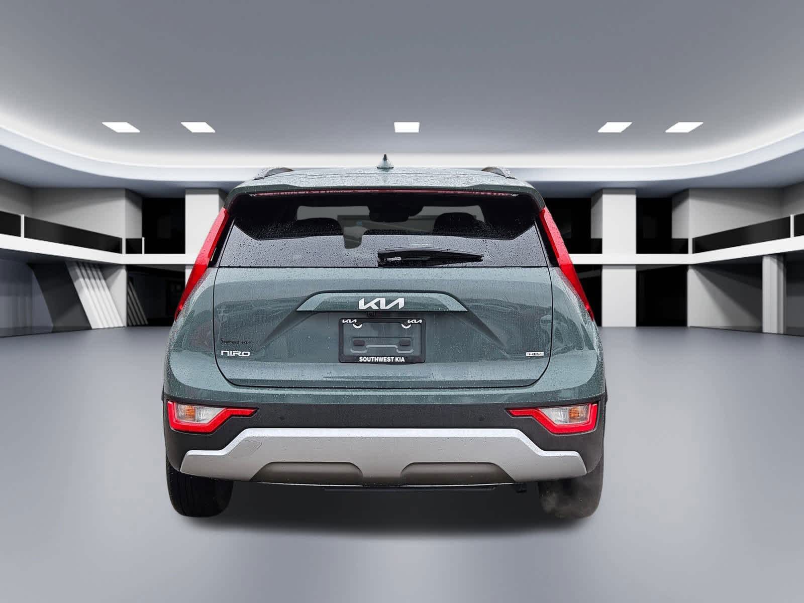 Thumbnail: 2023 Kia Niro - 4