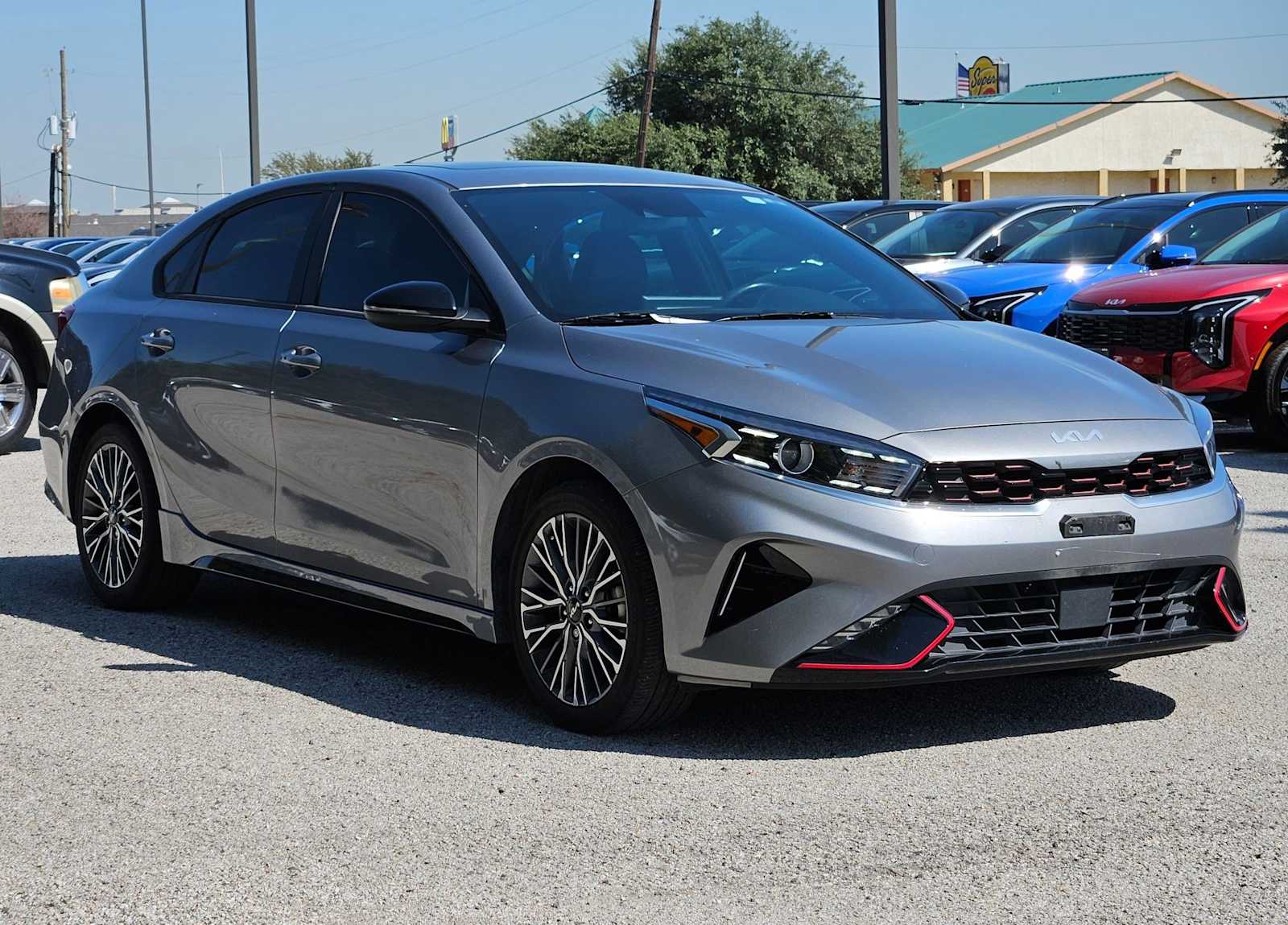 Thumbnail: 2023 Kia Forte - 7