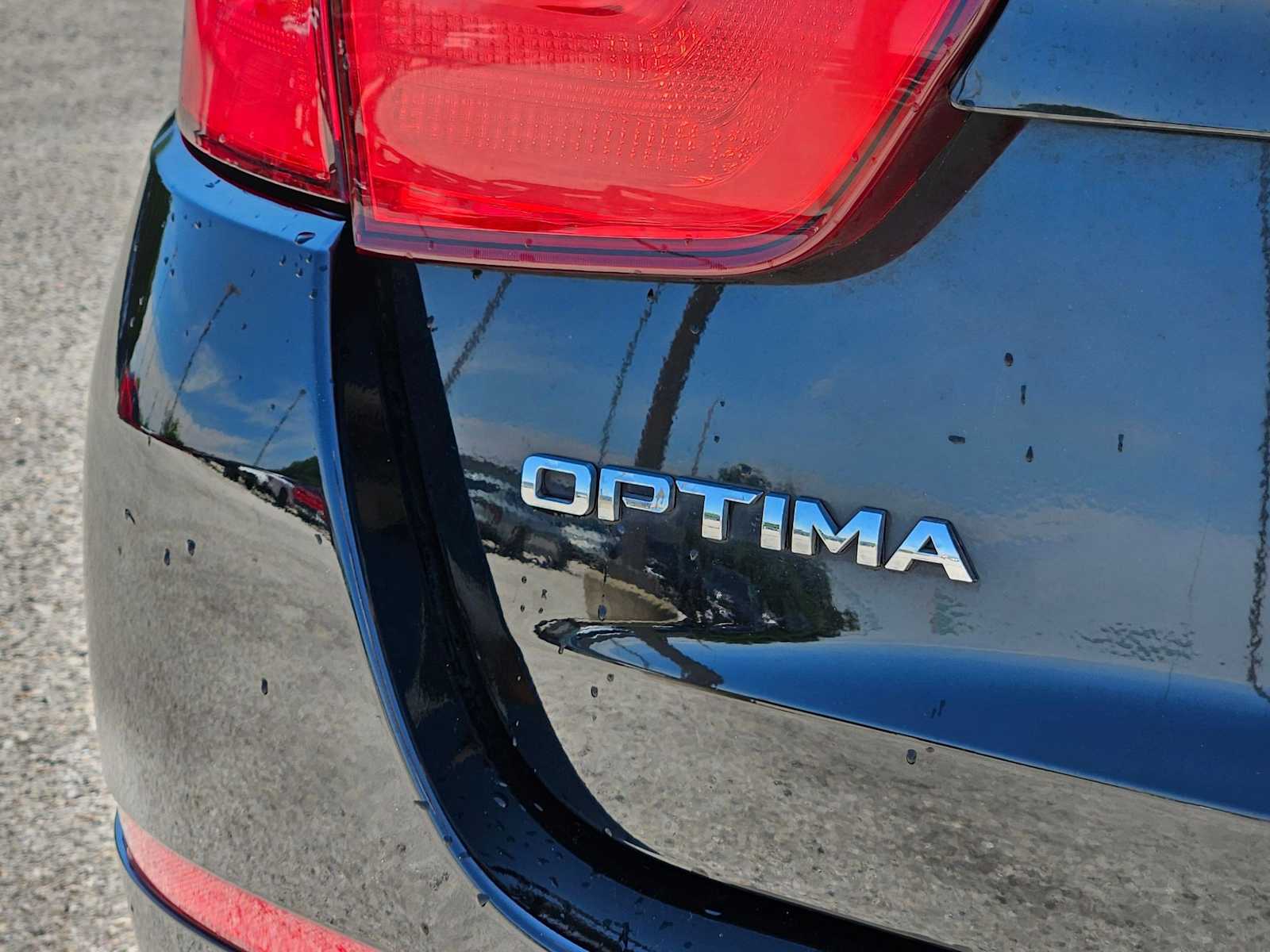 Thumbnail: 2014 Kia Optima - 11