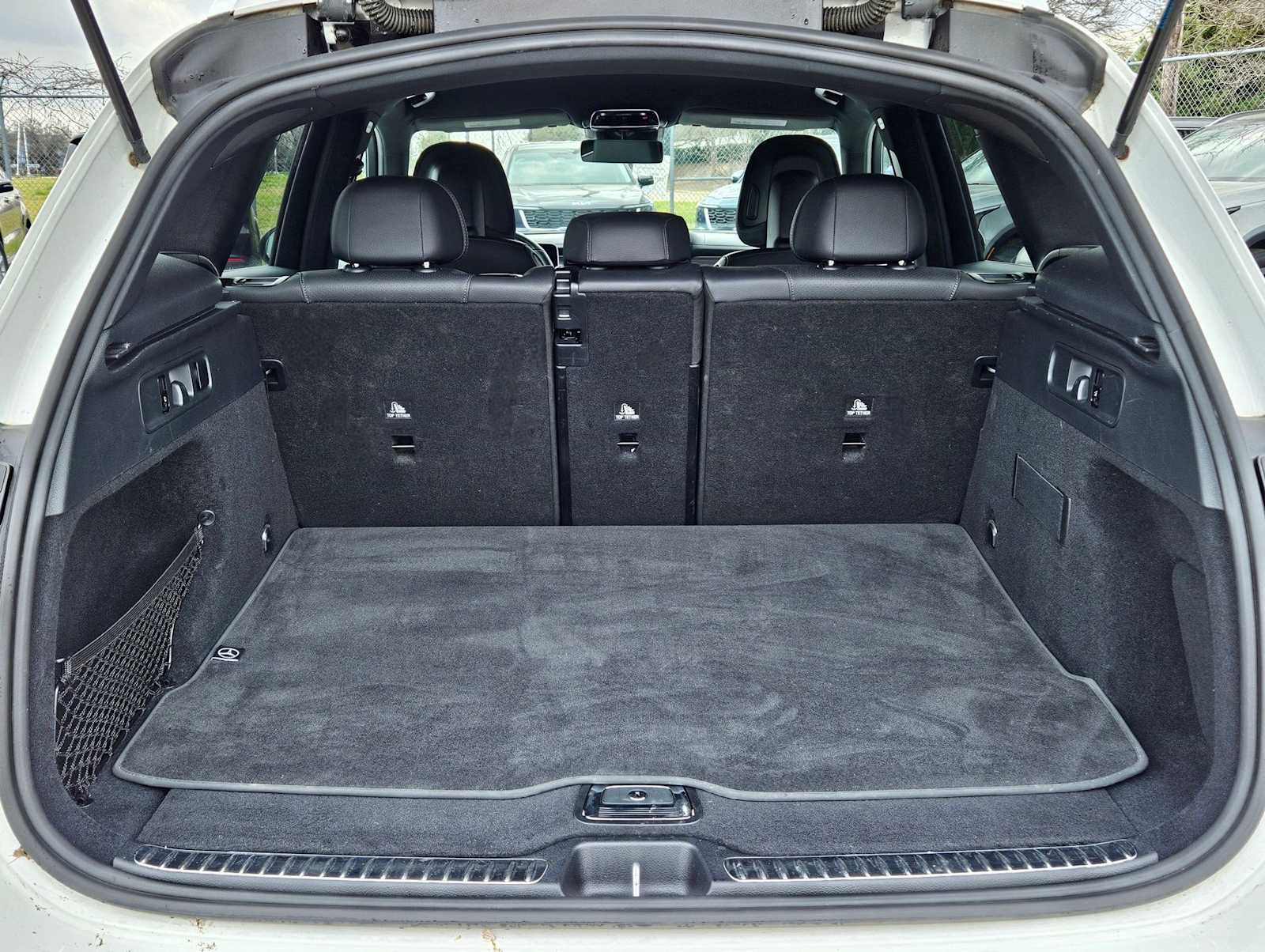 Thumbnail: 2024 Mercedes-Benz GLC - 34