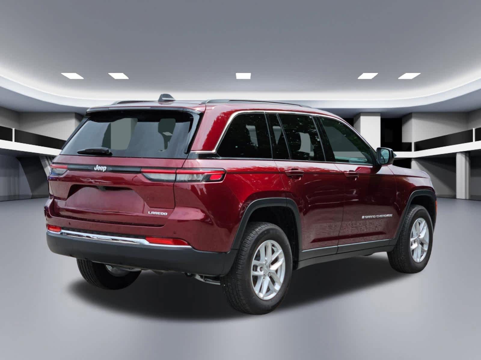 Thumbnail: 2025 Jeep Grand Cherokee - 6