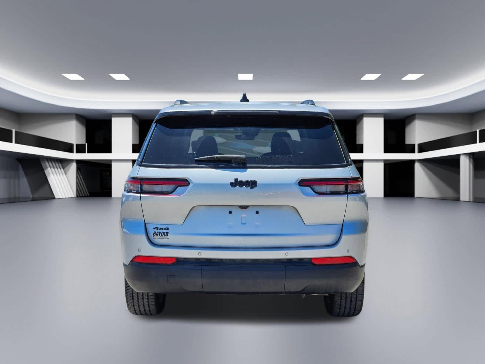 Thumbnail: 2025 Jeep Grand Cherokee L - 4