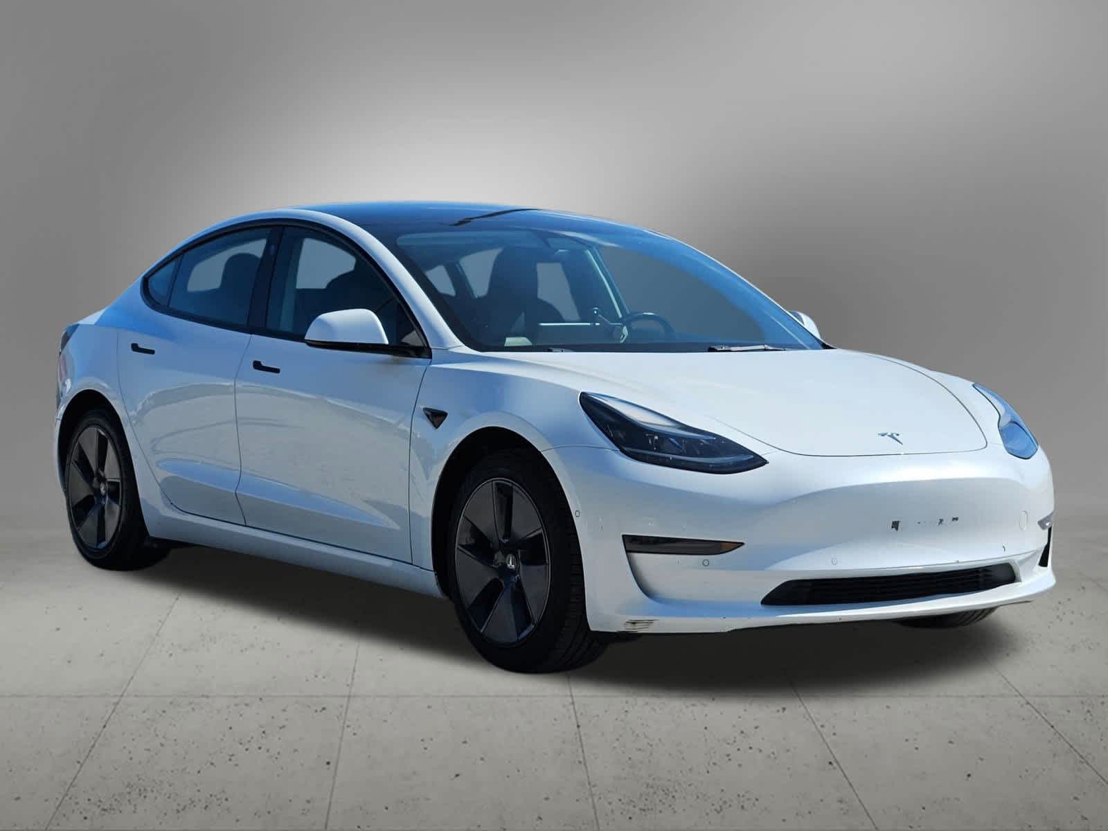 Thumbnail: 2021 Tesla Model 3 - 8