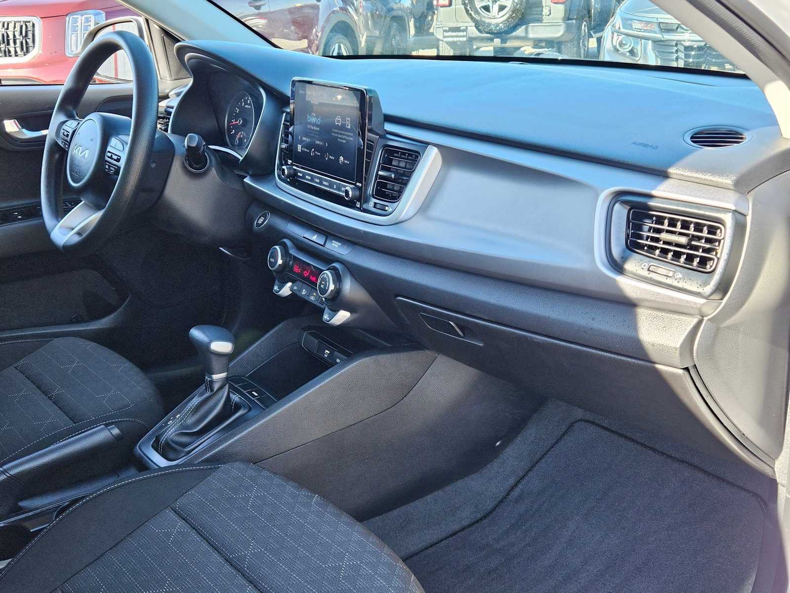 Thumbnail: 2023 Kia Rio - 23