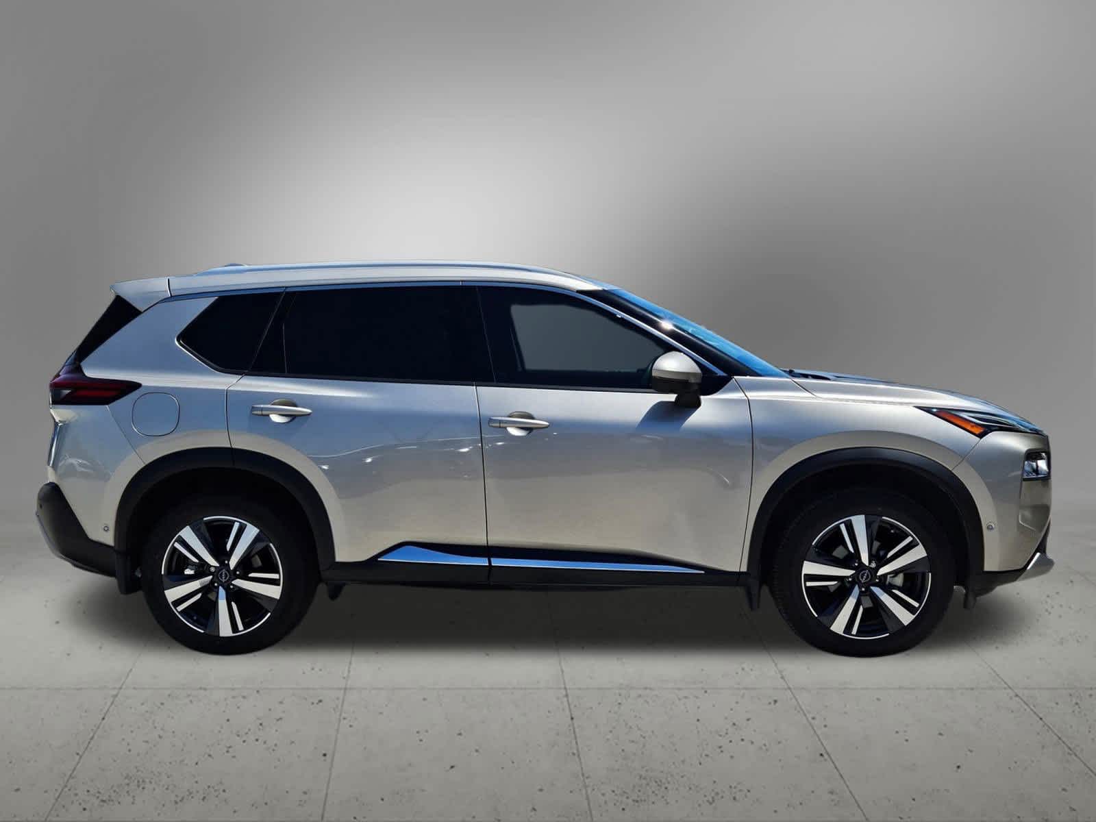 Thumbnail: 2023 Nissan Rogue - 6