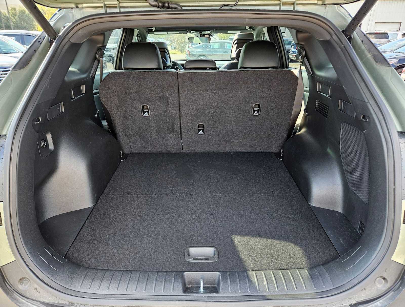 Thumbnail: 2024 Kia Sportage - 32