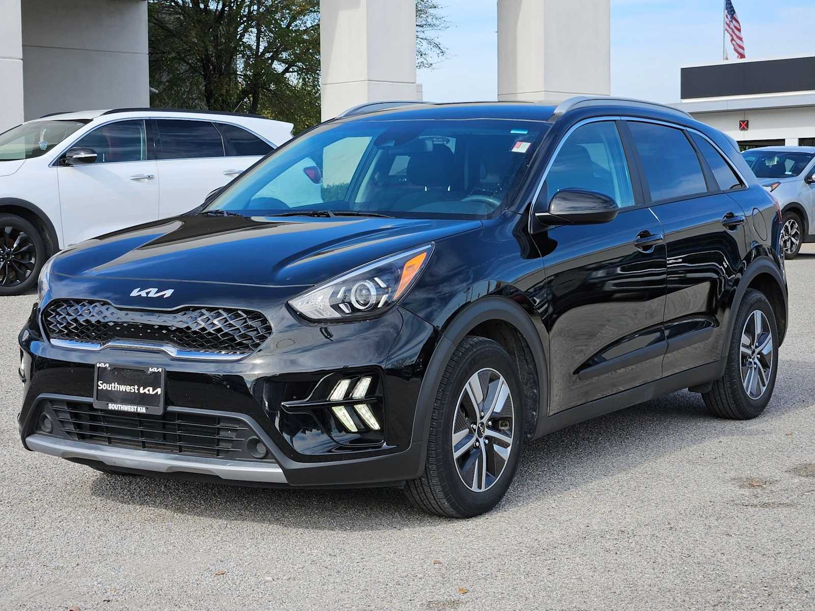 Thumbnail: 2022 Kia Niro - 10