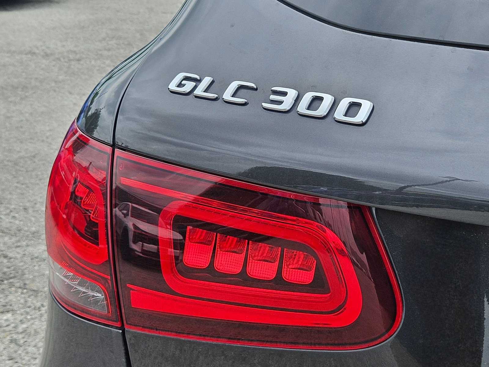 Thumbnail: 2022 Mercedes-Benz GLC - 12