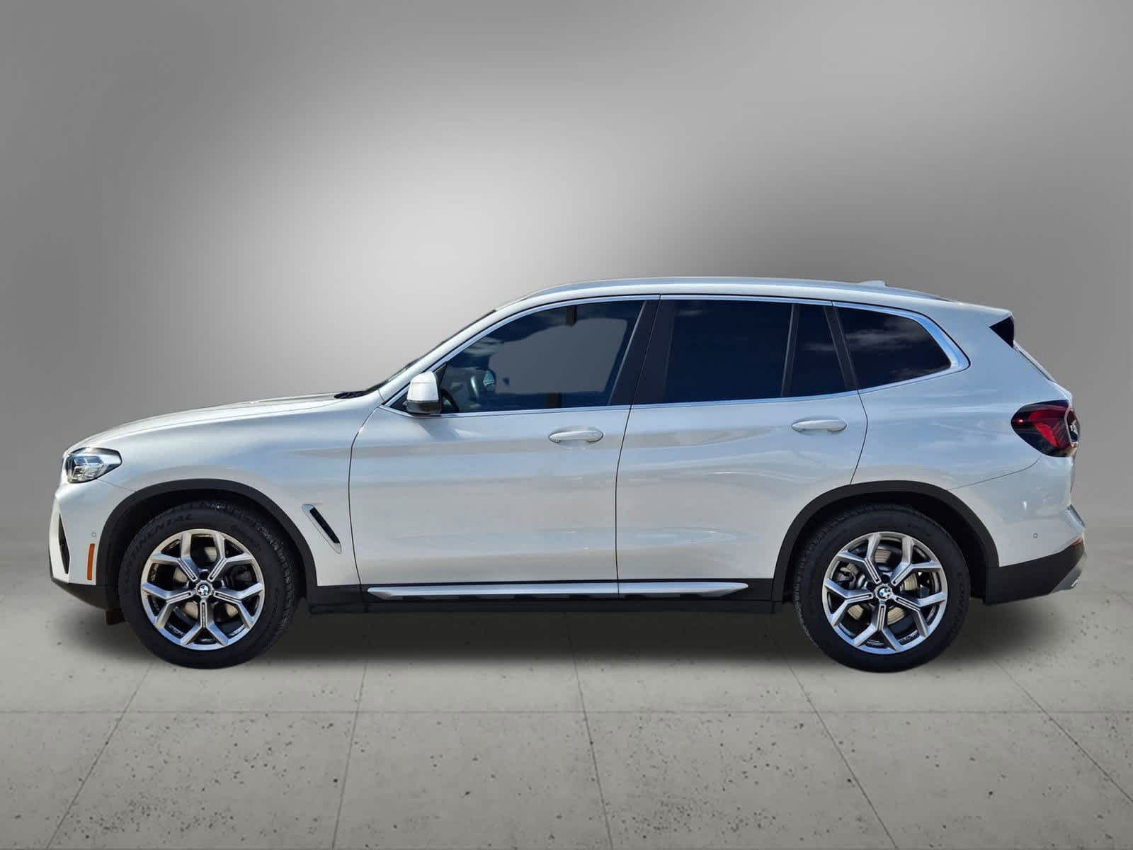Thumbnail: 2023 BMW X3 - 3