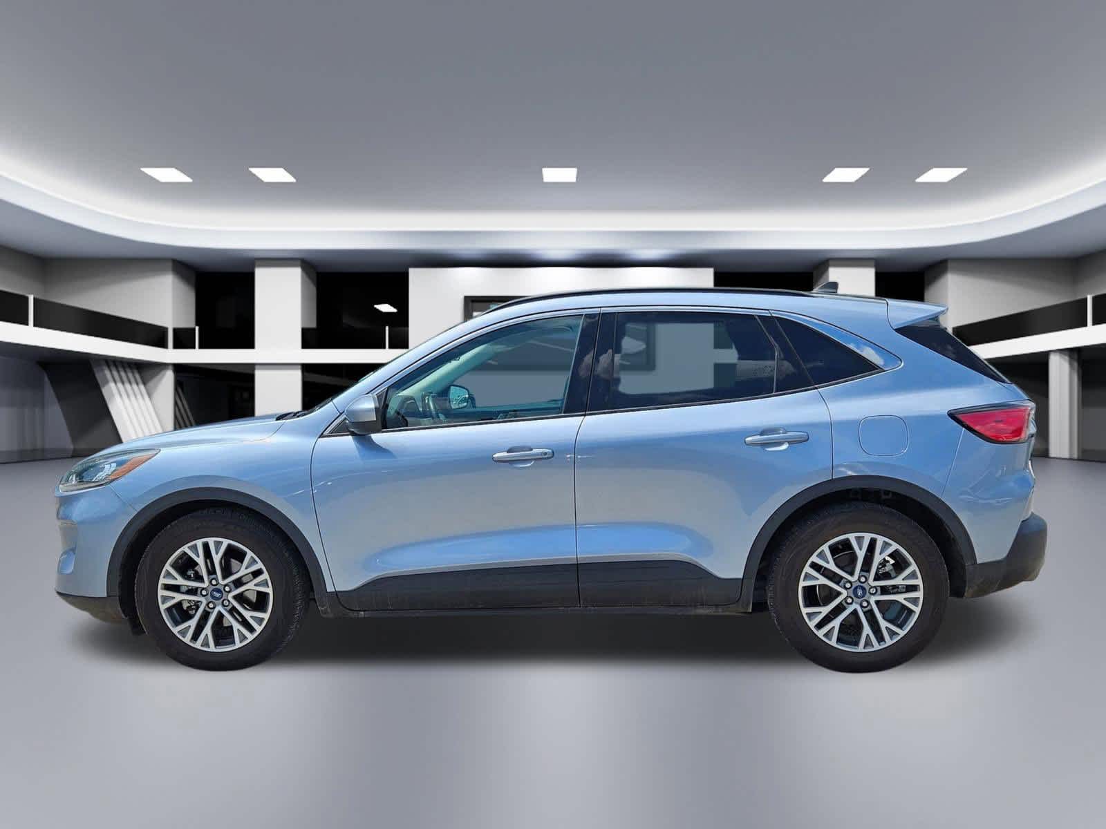Thumbnail: 2022 Ford Escape - 2