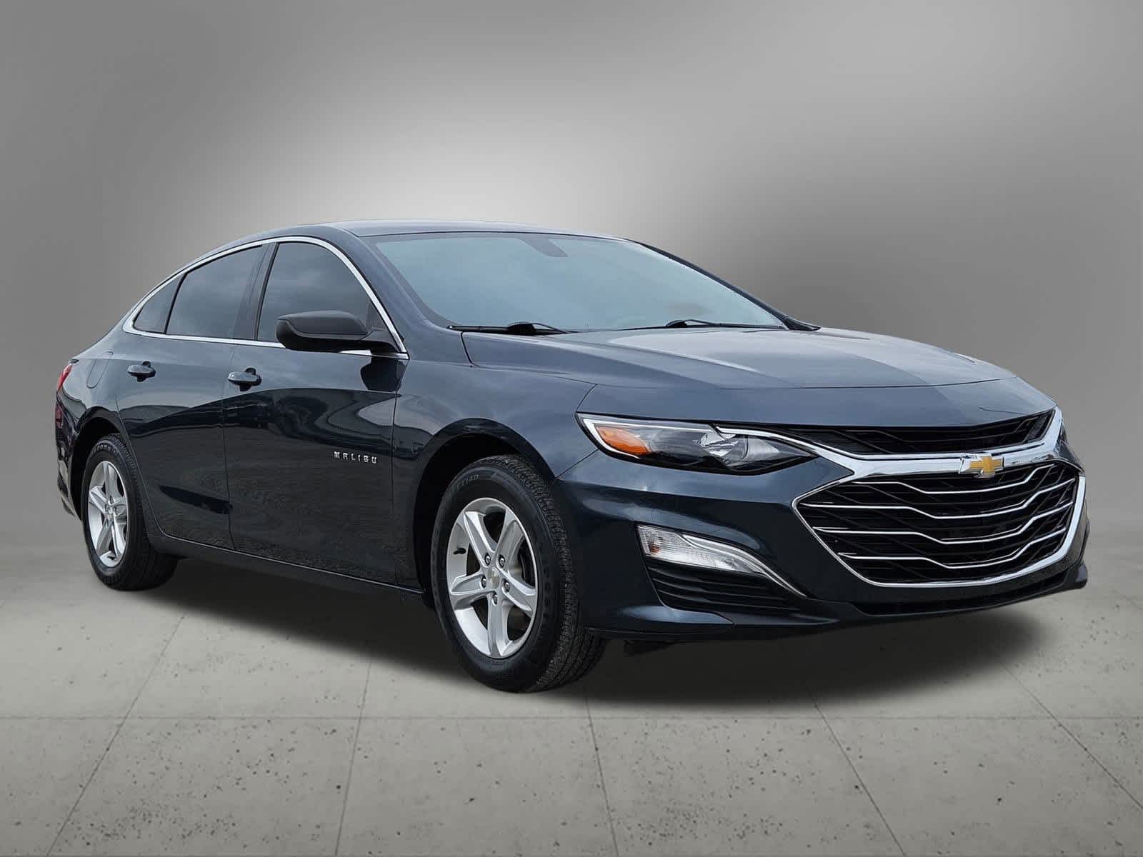 Thumbnail: 2020 Chevrolet Malibu - 8