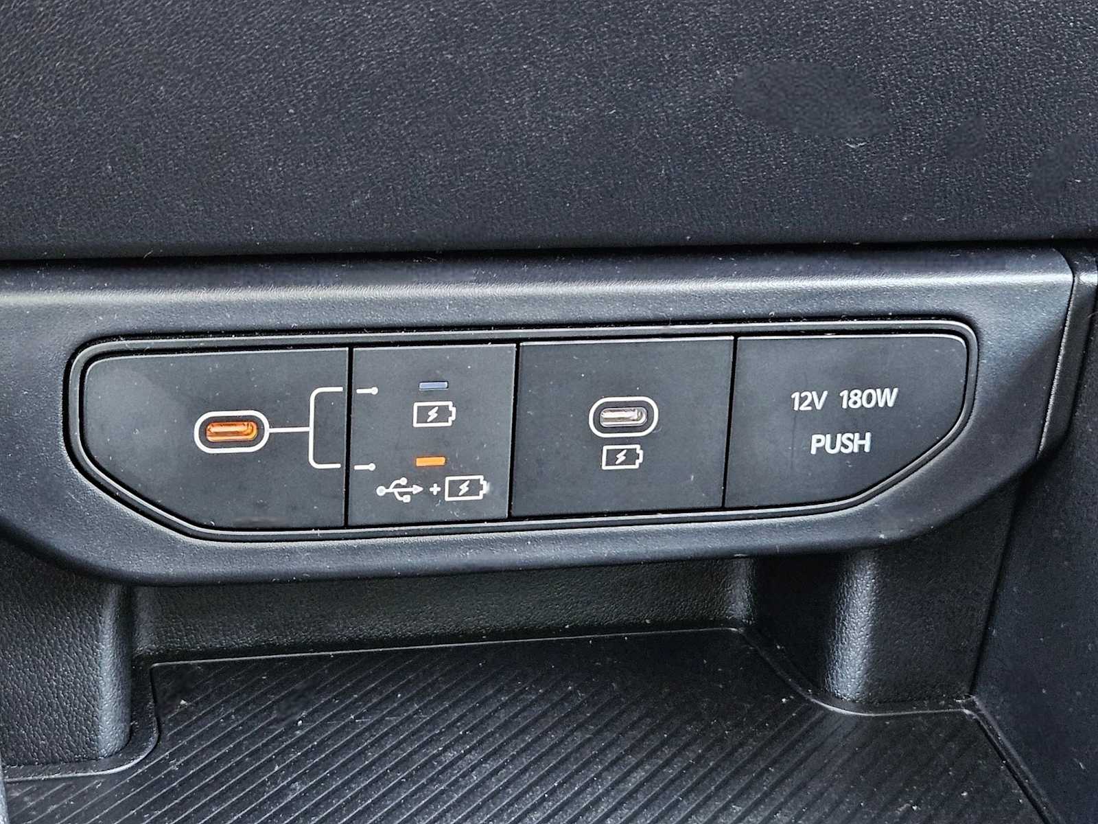 Thumbnail: 2025 Kia K4 - 25