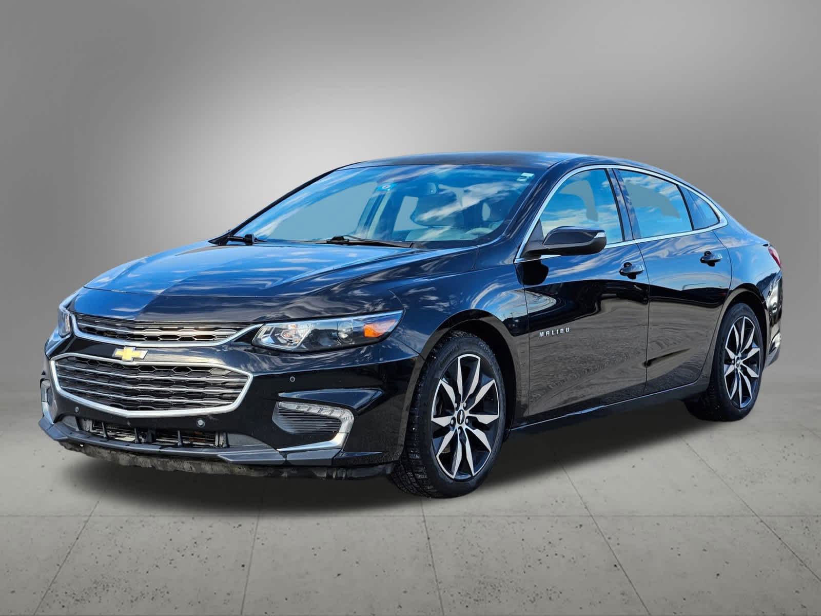 Thumbnail: 2016 Chevrolet Malibu - 9