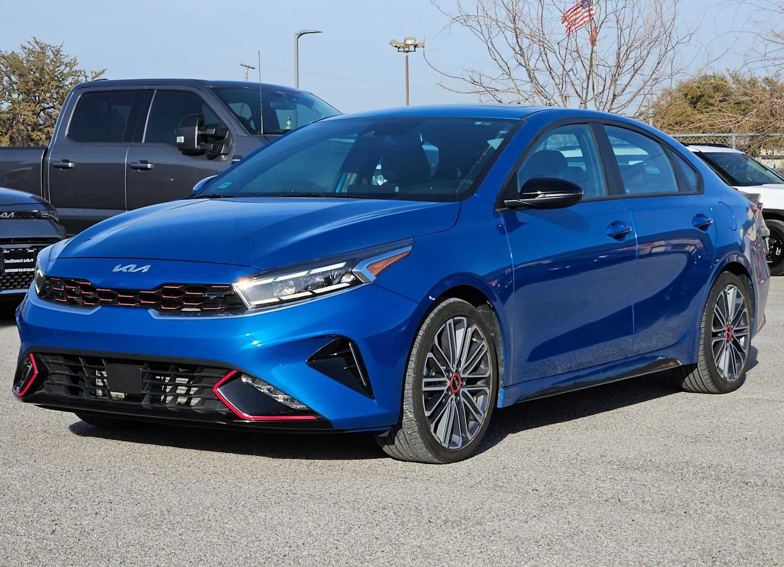 Thumbnail: 2023 Kia Forte - 10