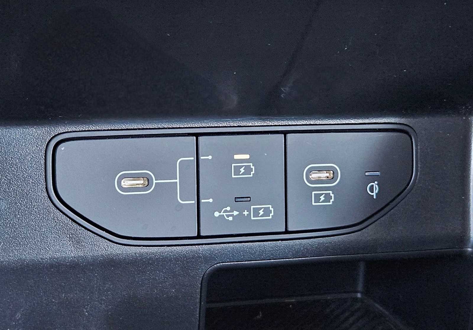 Thumbnail: 2024 Kia Sorento - 33