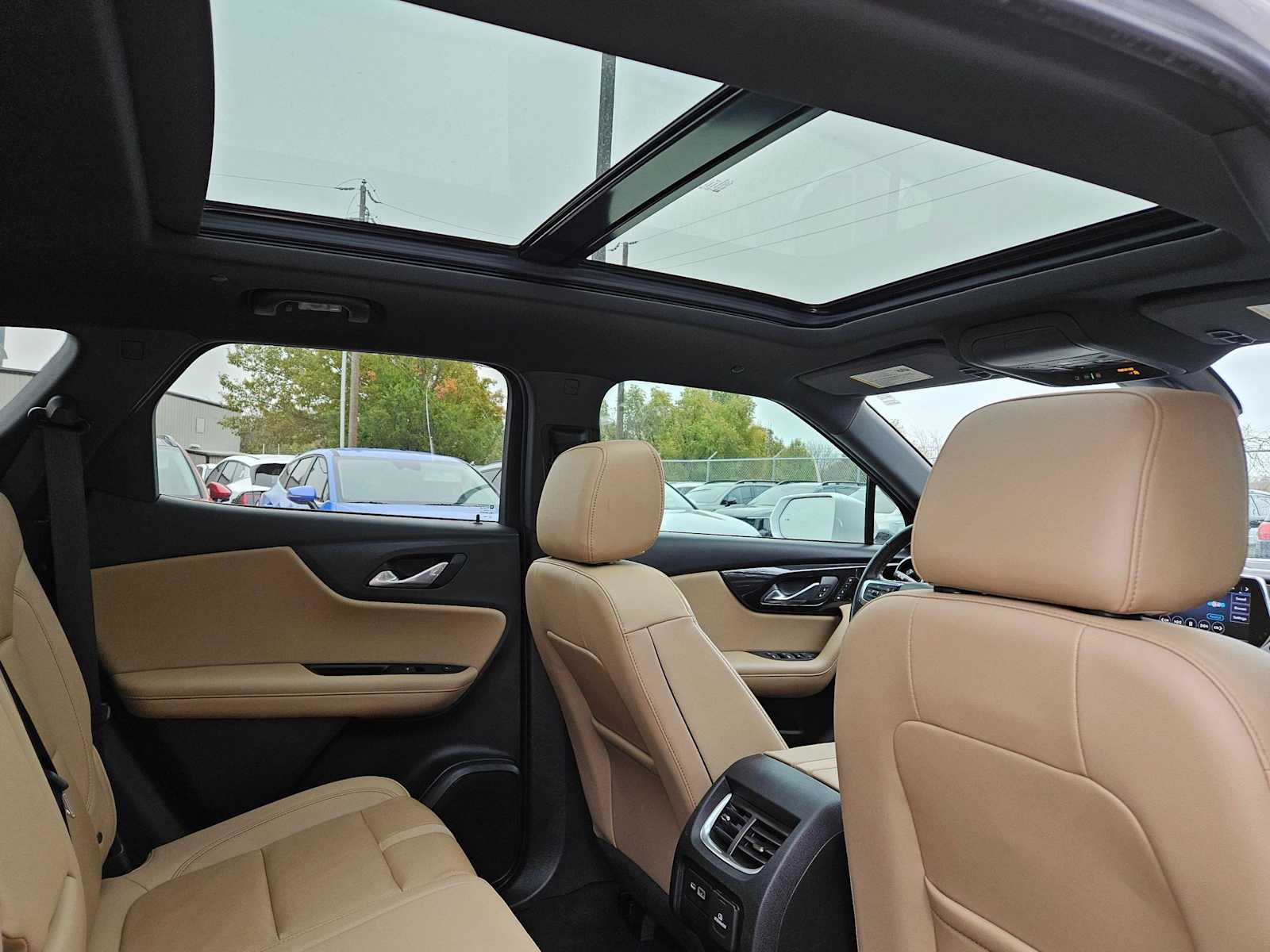 Thumbnail: 2020 Chevrolet Blazer - 21