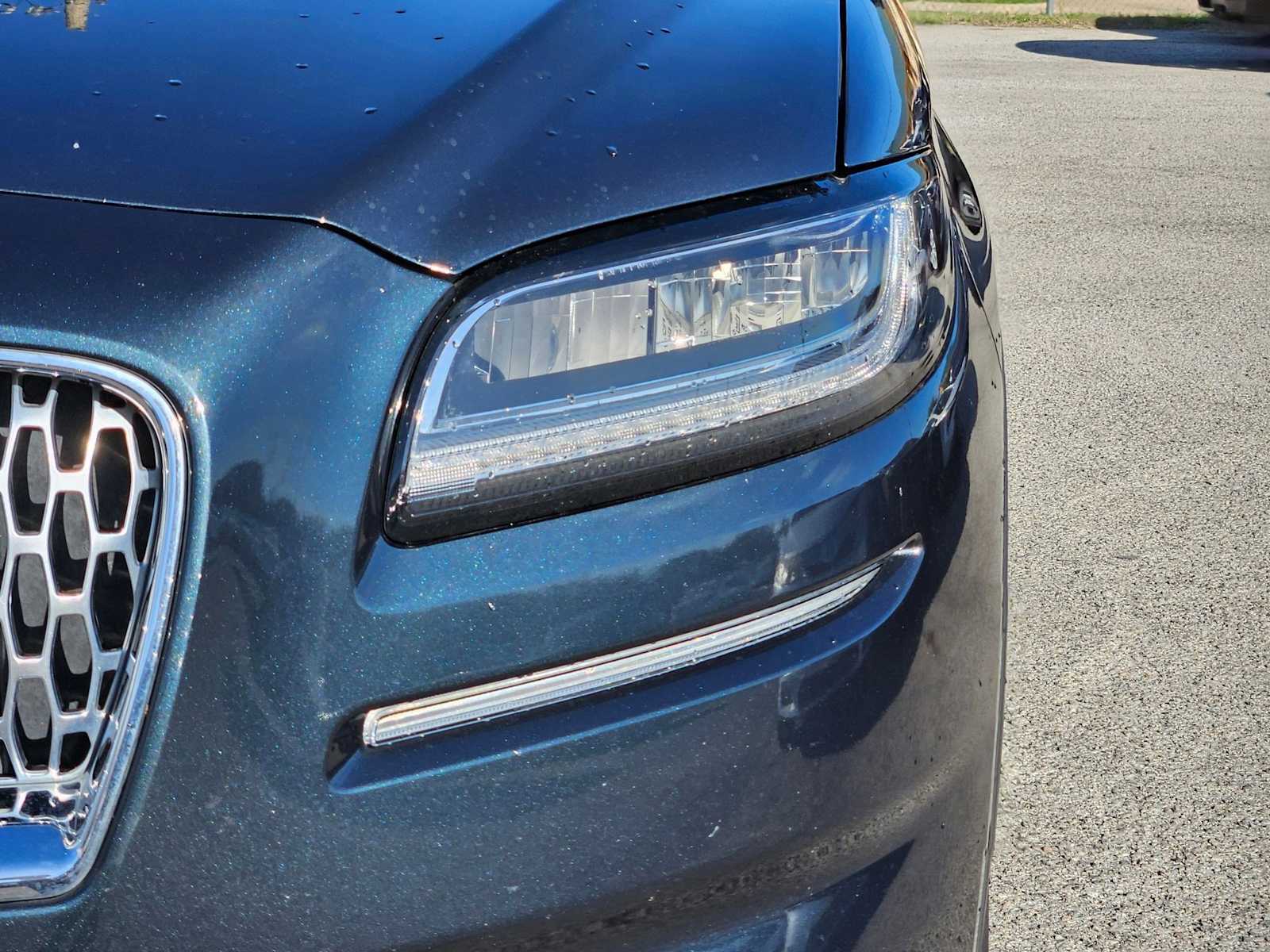 Thumbnail: 2022 Lincoln Nautilus - 11