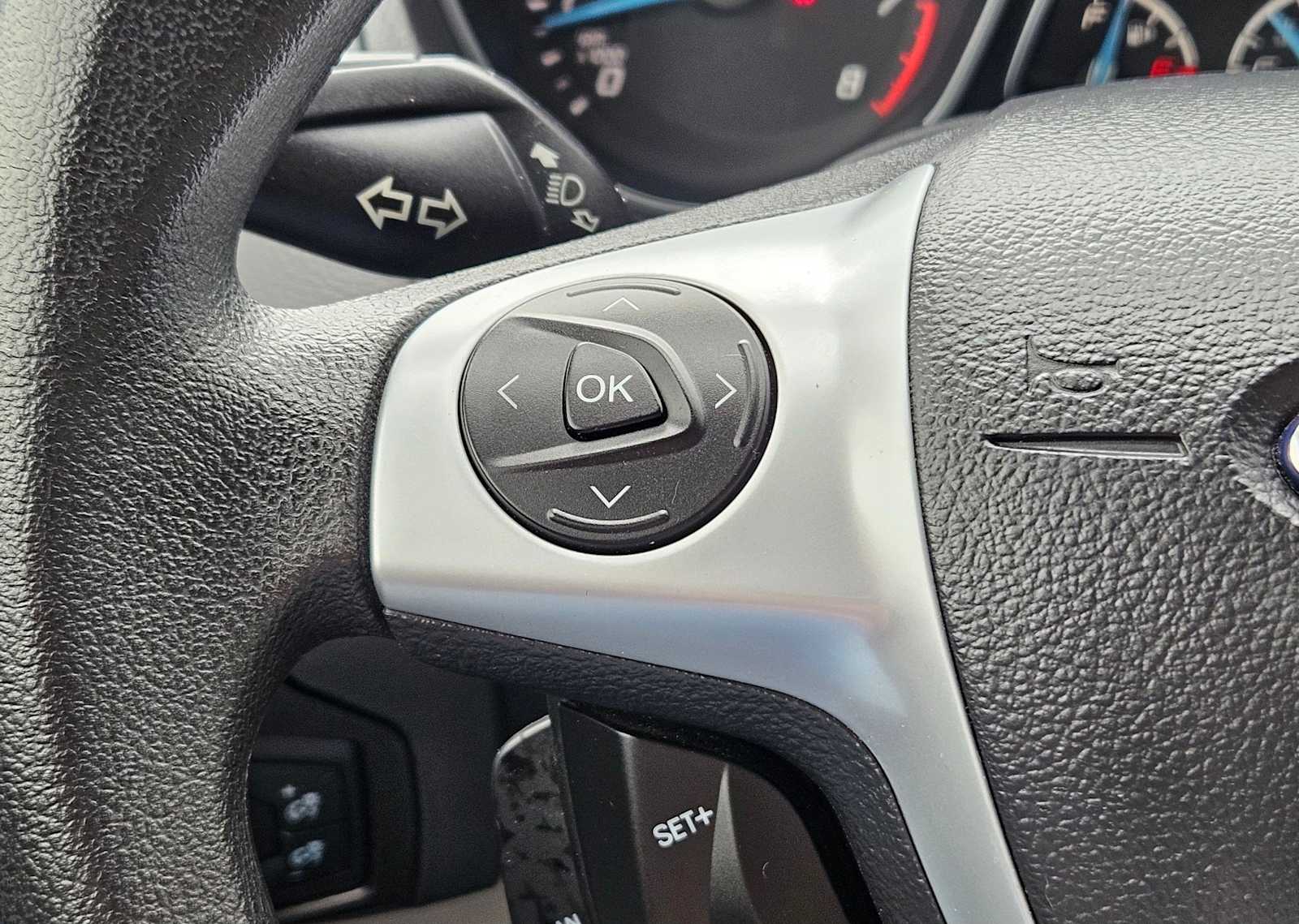 Thumbnail: 2014 Ford Focus - 23