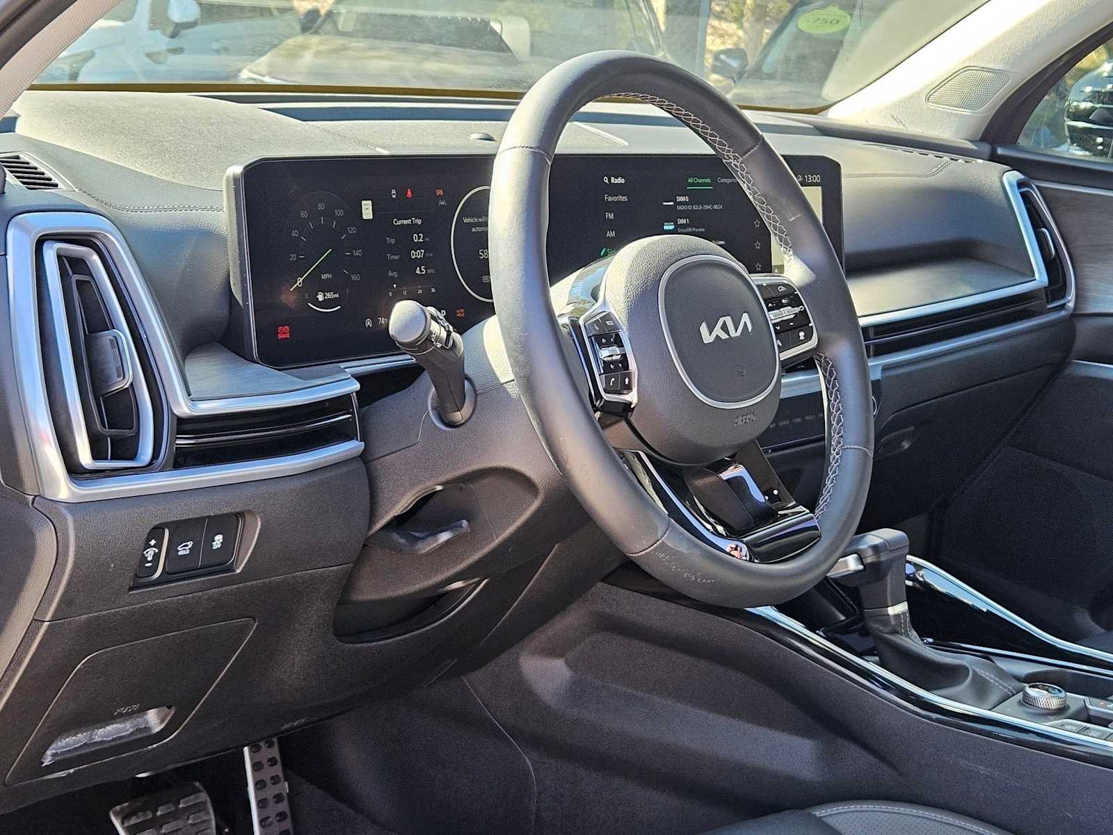 Thumbnail: 2024 Kia Sorento - 2