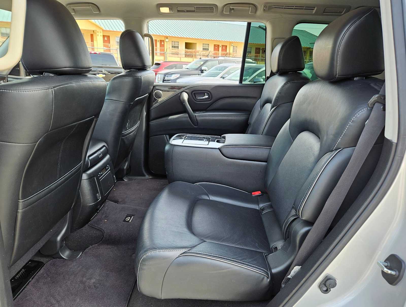 Thumbnail: 2020 INFINITI QX80 - 18