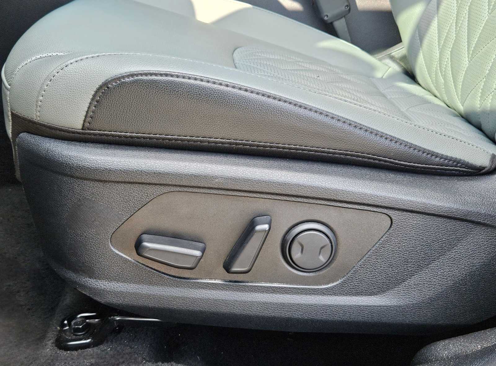 Thumbnail: 2024 Kia Sportage - 17