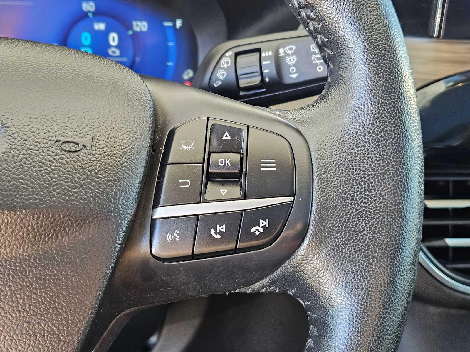 Thumbnail: 2020 Ford Escape - 24