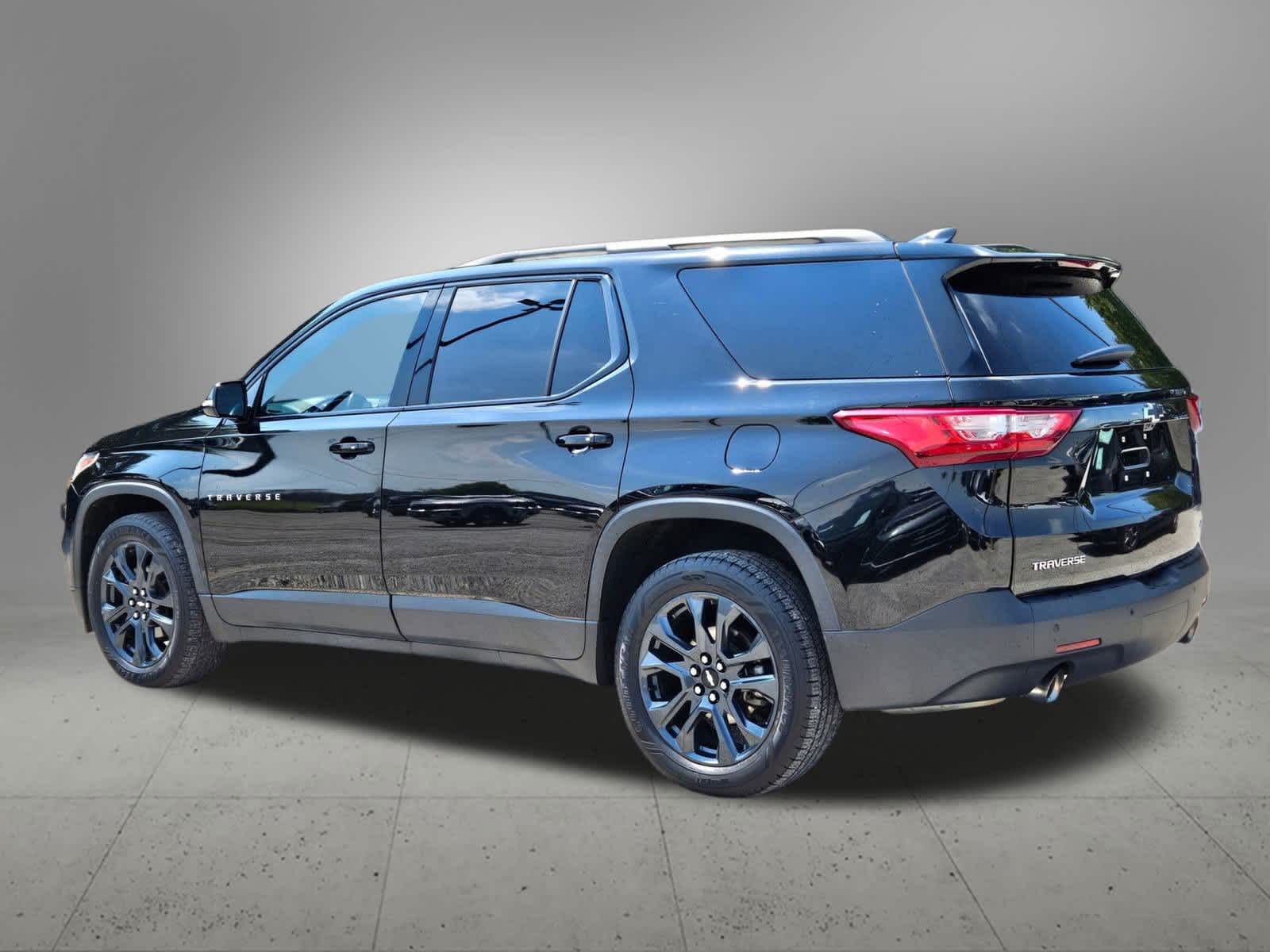 Thumbnail: 2018 Chevrolet Traverse - 3