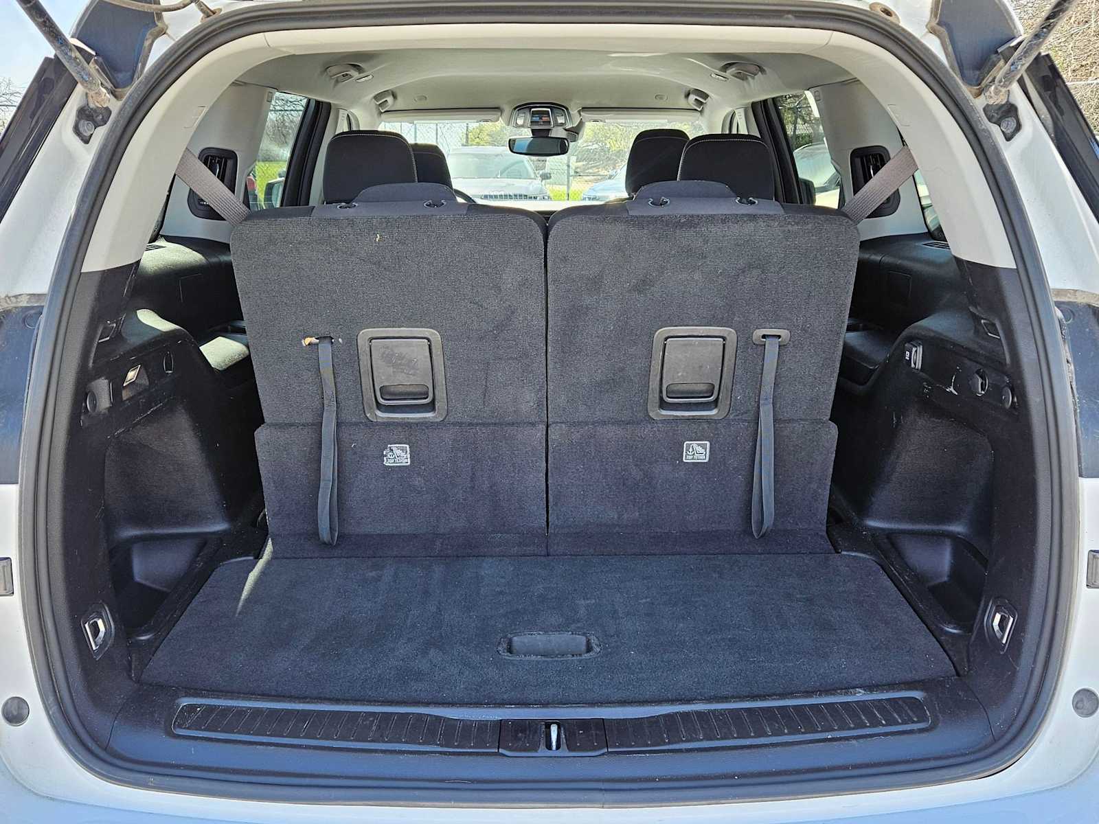 Thumbnail: 2023 Jeep Grand Cherokee L - 29