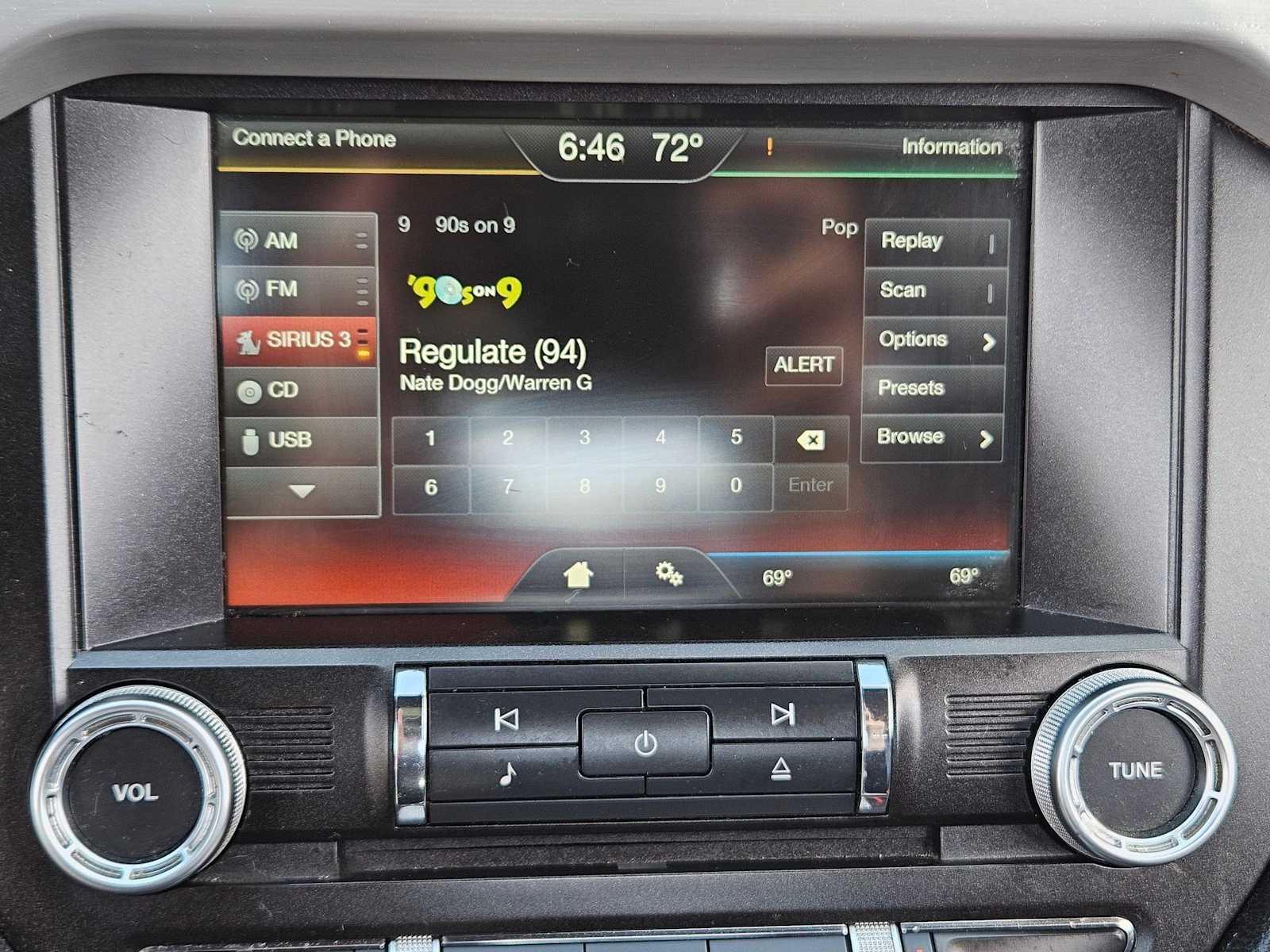 Thumbnail: 2015 Ford Mustang - 20