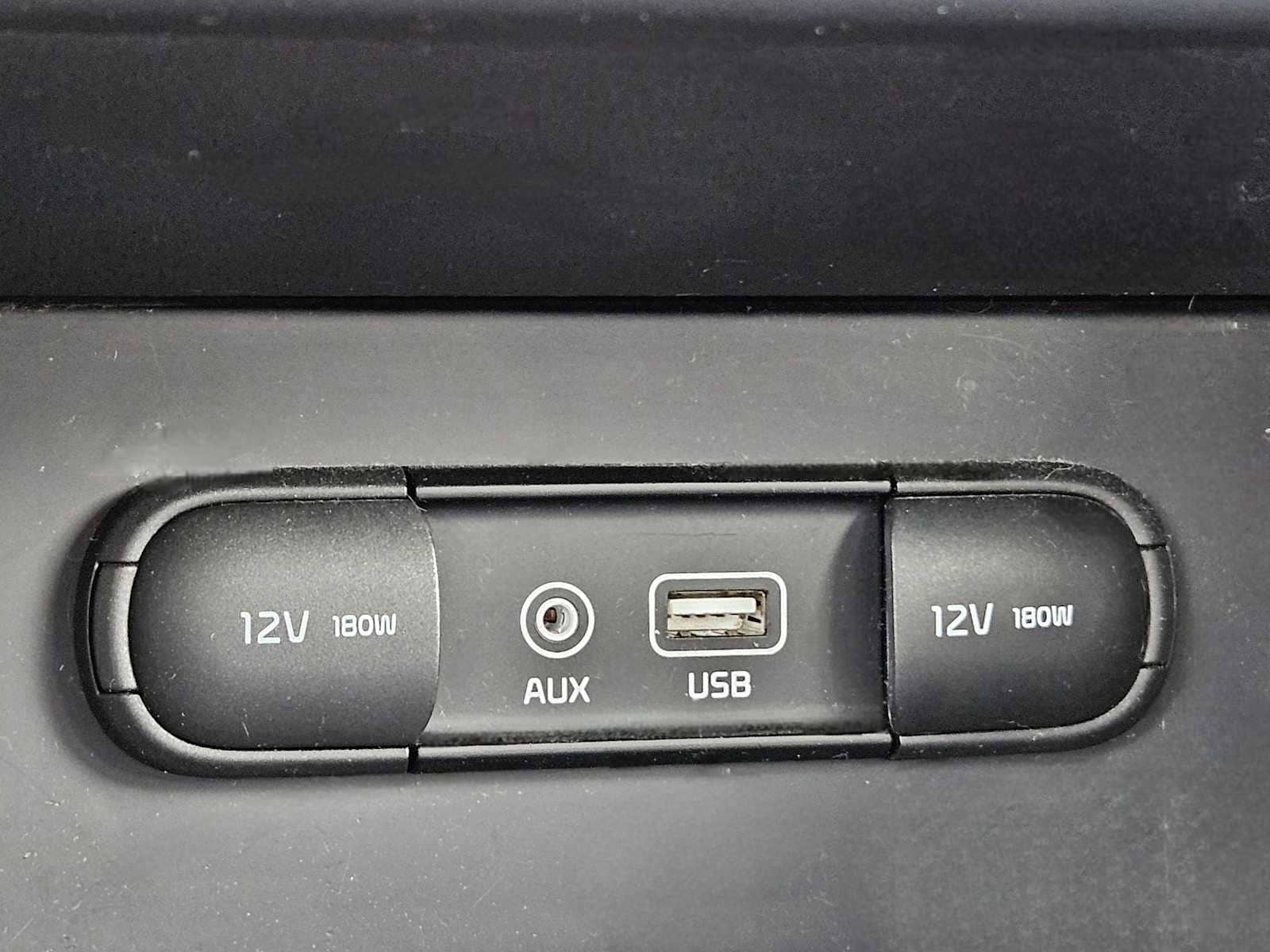 Thumbnail: 2018 Kia Niro - 19