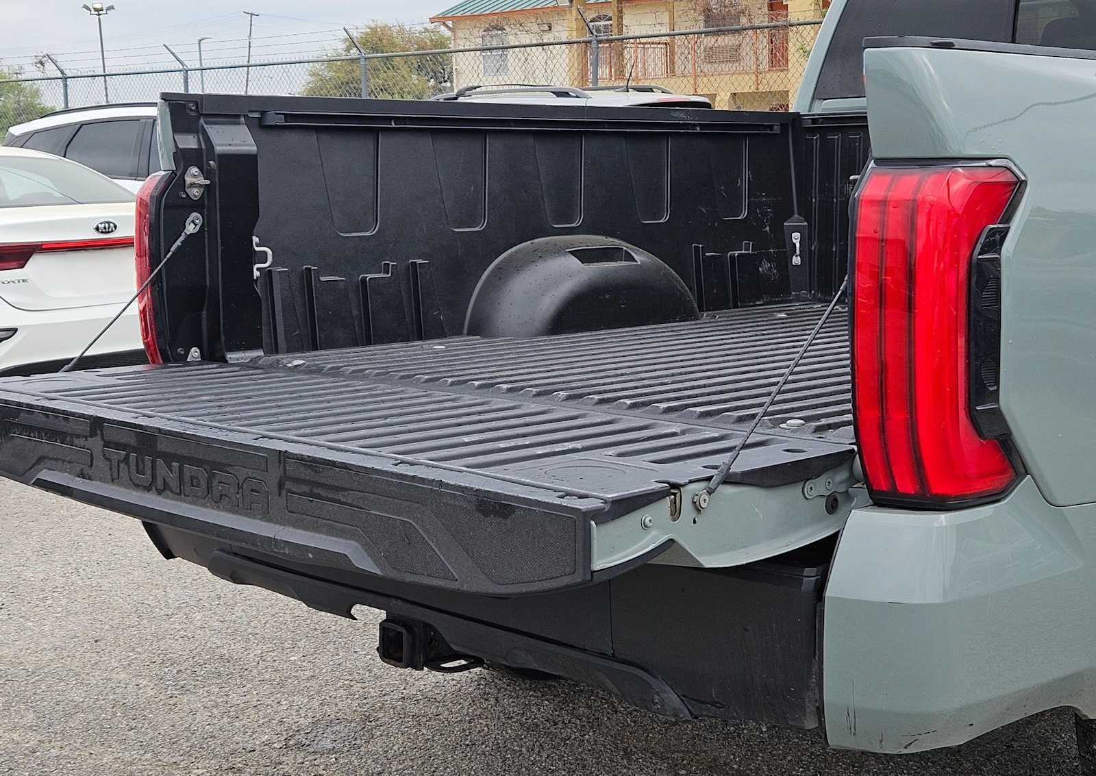 Thumbnail: 2024 Toyota Tundra - 21