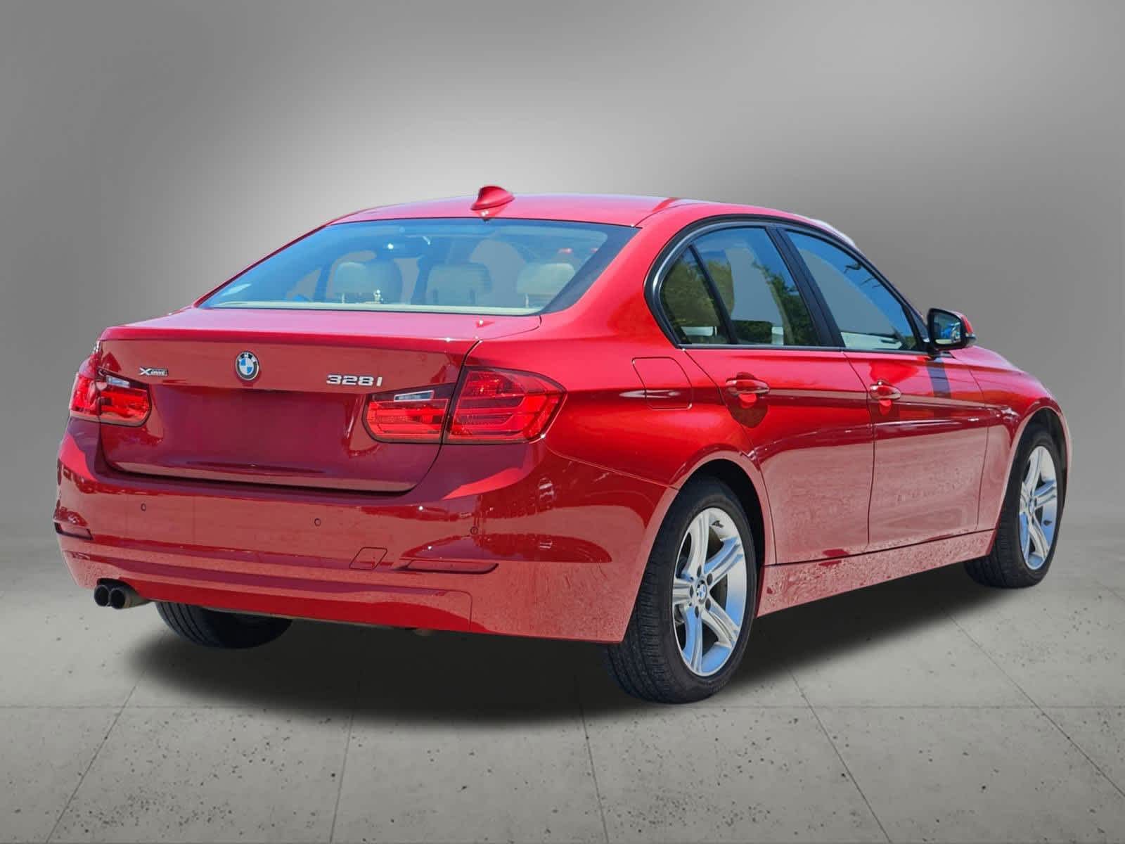 Thumbnail: 2015 BMW 3 Series - 6