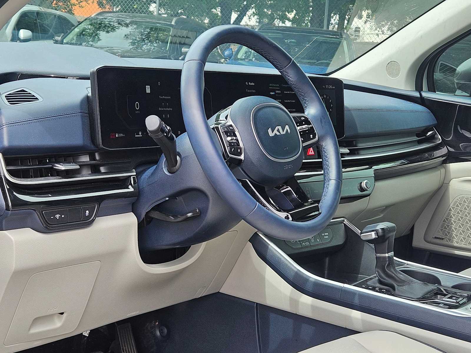 Thumbnail: 2025 Kia Carnival - 2