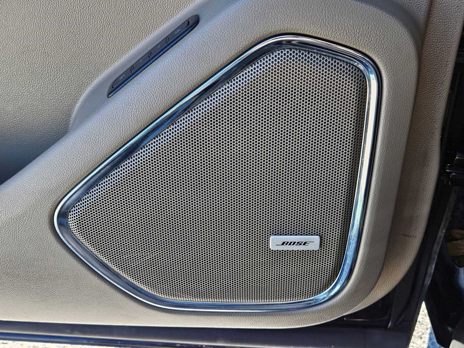 Thumbnail: 2020 Chevrolet Tahoe - 30