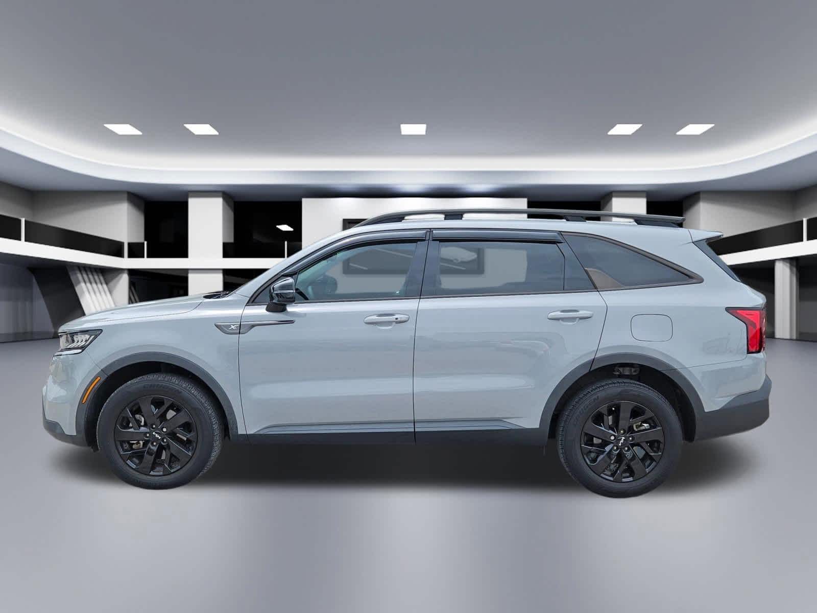 Thumbnail: 2023 Kia Sorento - 4