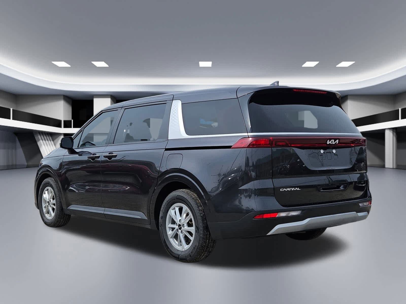Thumbnail: 2024 Kia Carnival - 4