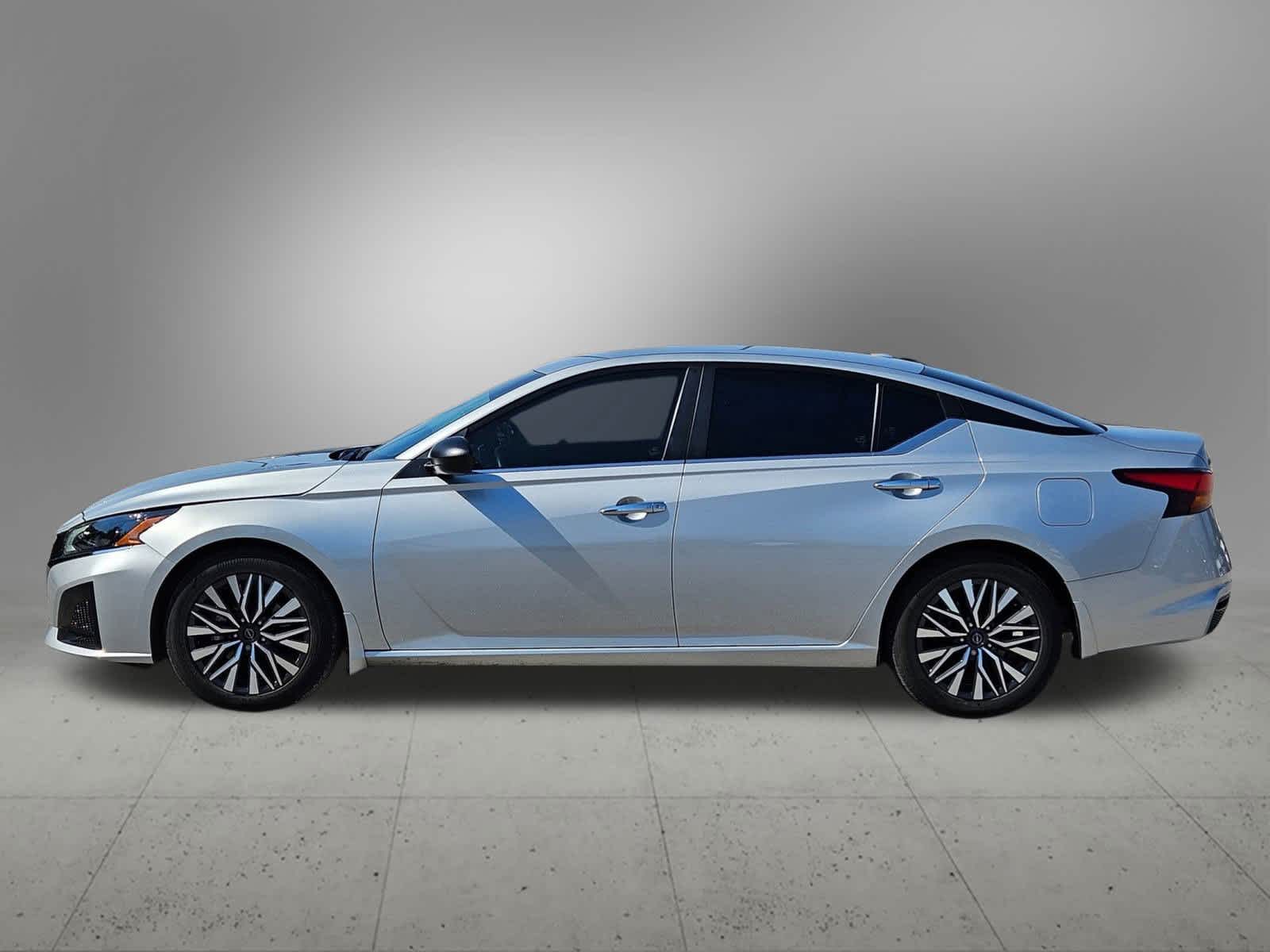 Thumbnail: 2024 Nissan Altima - 2