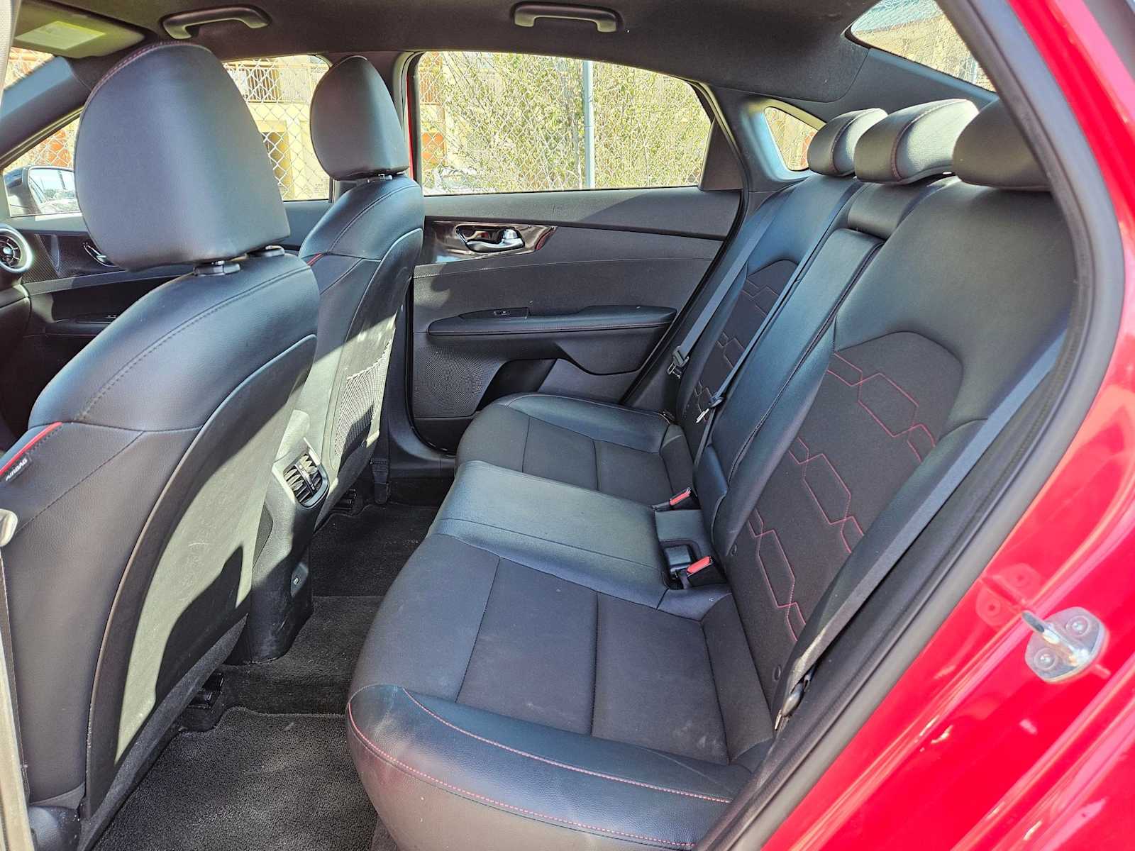 Thumbnail: 2023 Kia Forte - 18