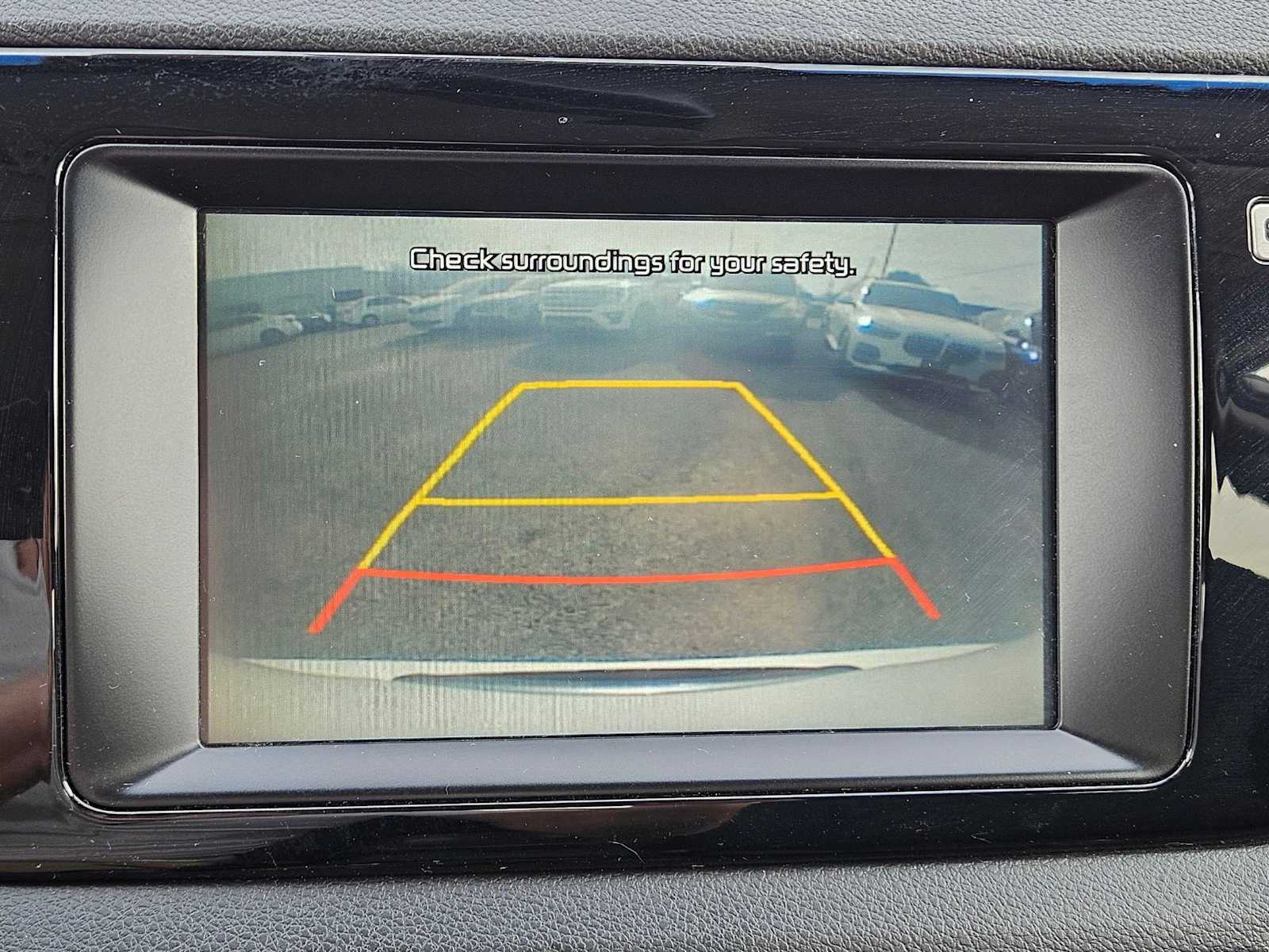 Thumbnail: 2018 Kia Niro - 18