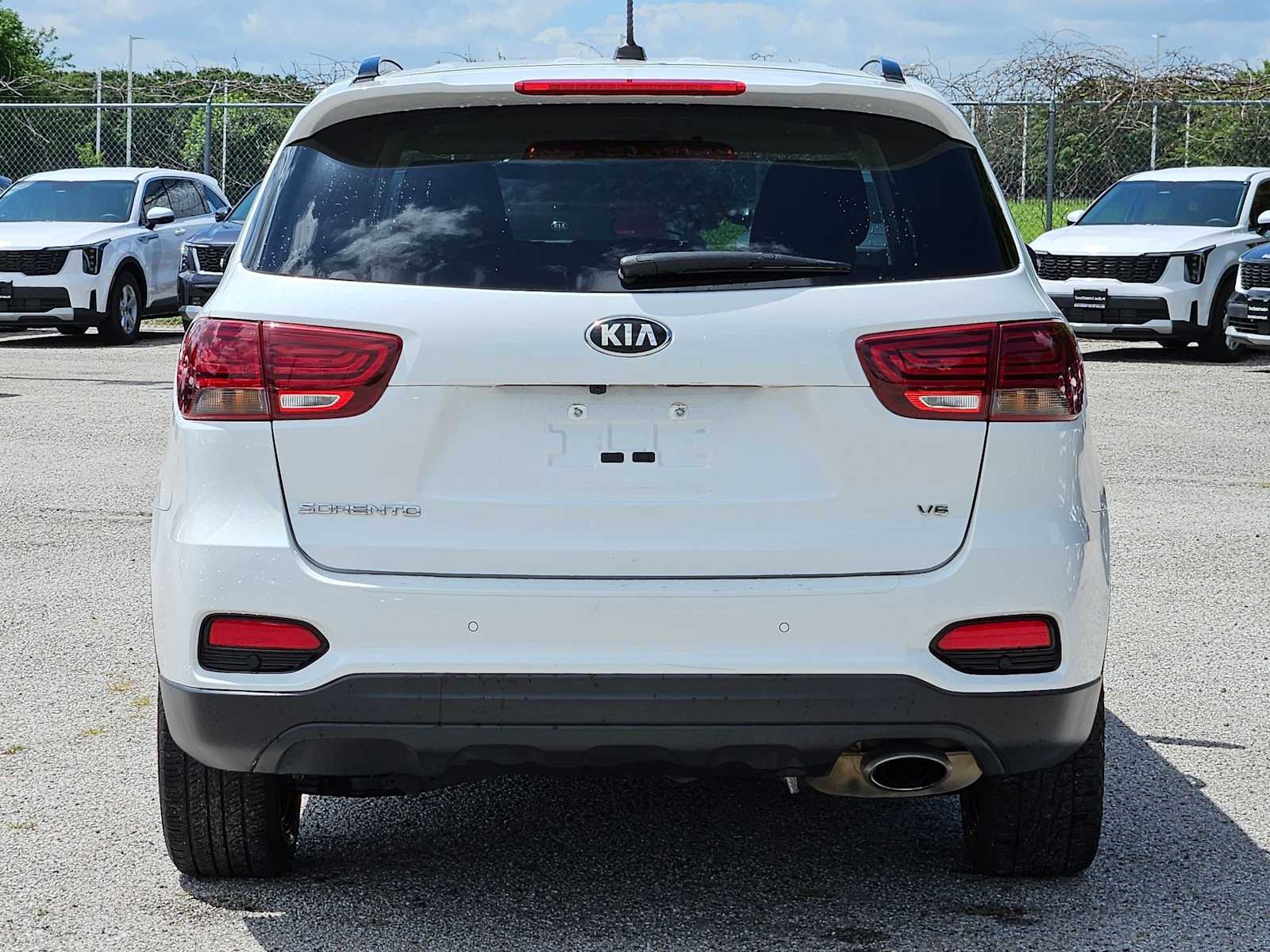 Thumbnail: 2020 Kia Sorento - 4