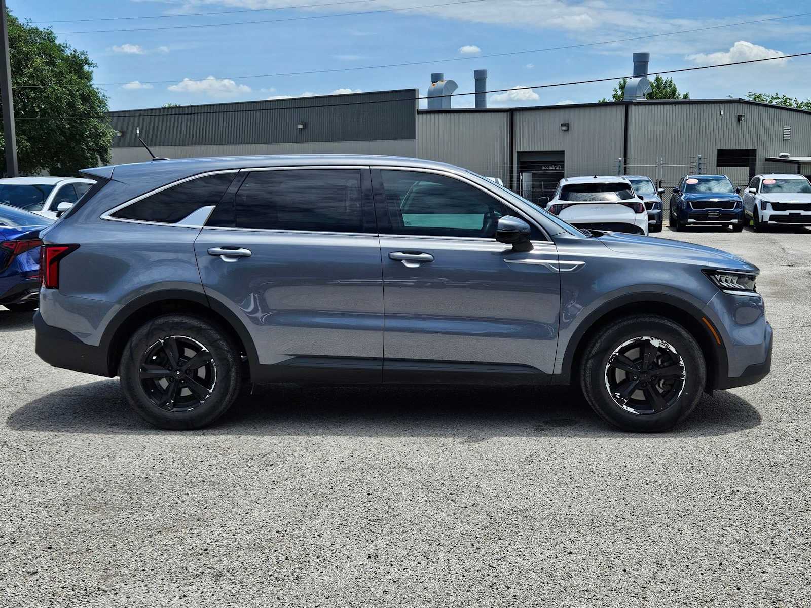 Thumbnail: 2022 Kia Sorento - 6
